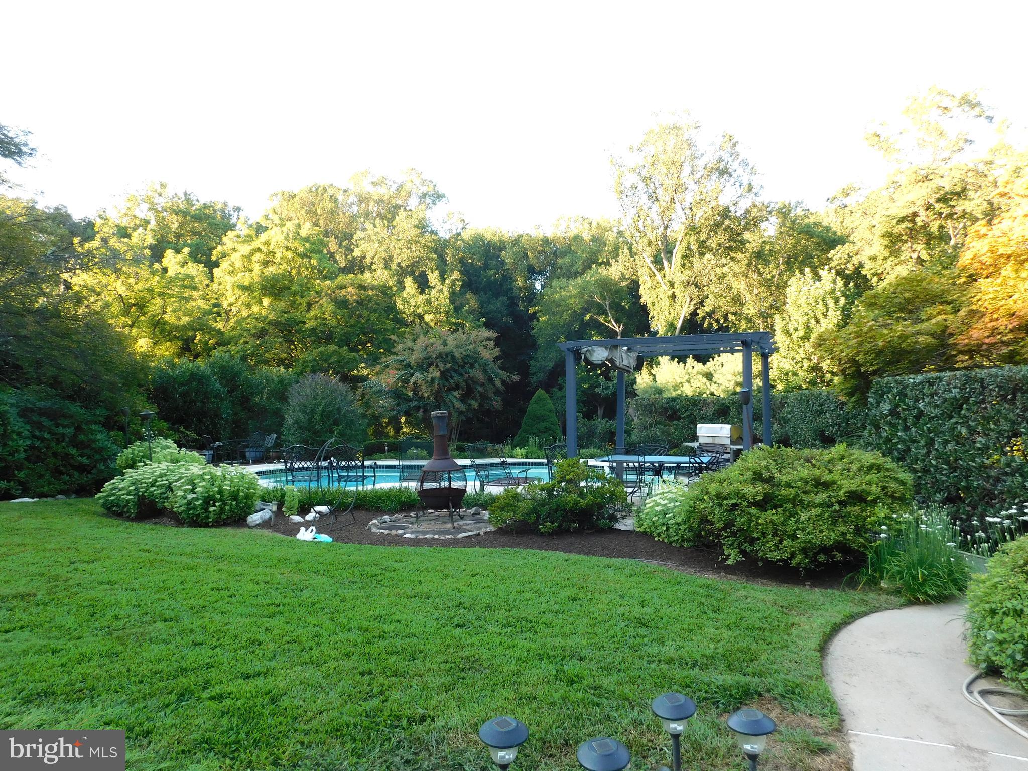 ADVOCATE HILL FARMS - Residential