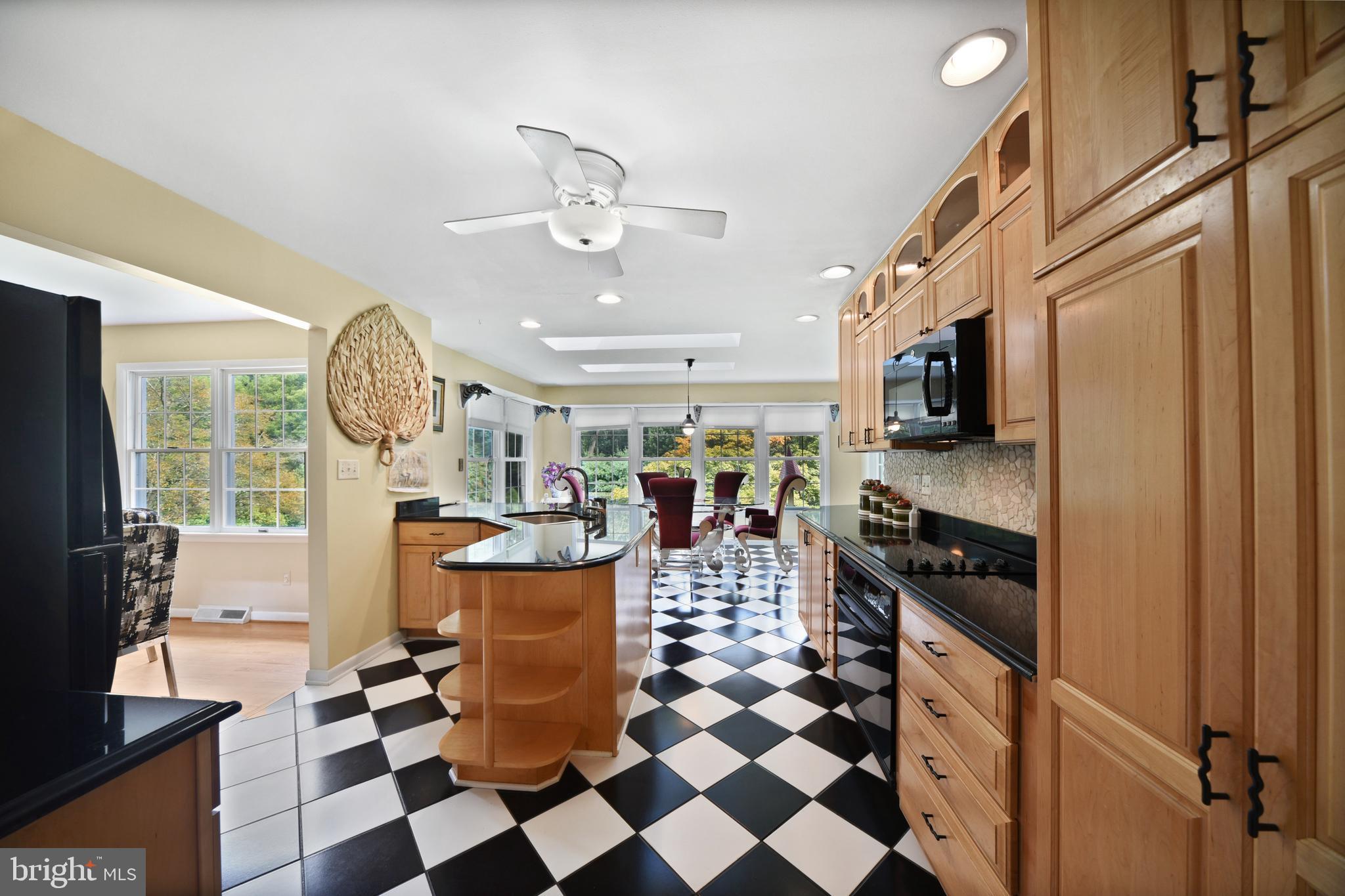 ADVOCATE HILL FARMS - Residential