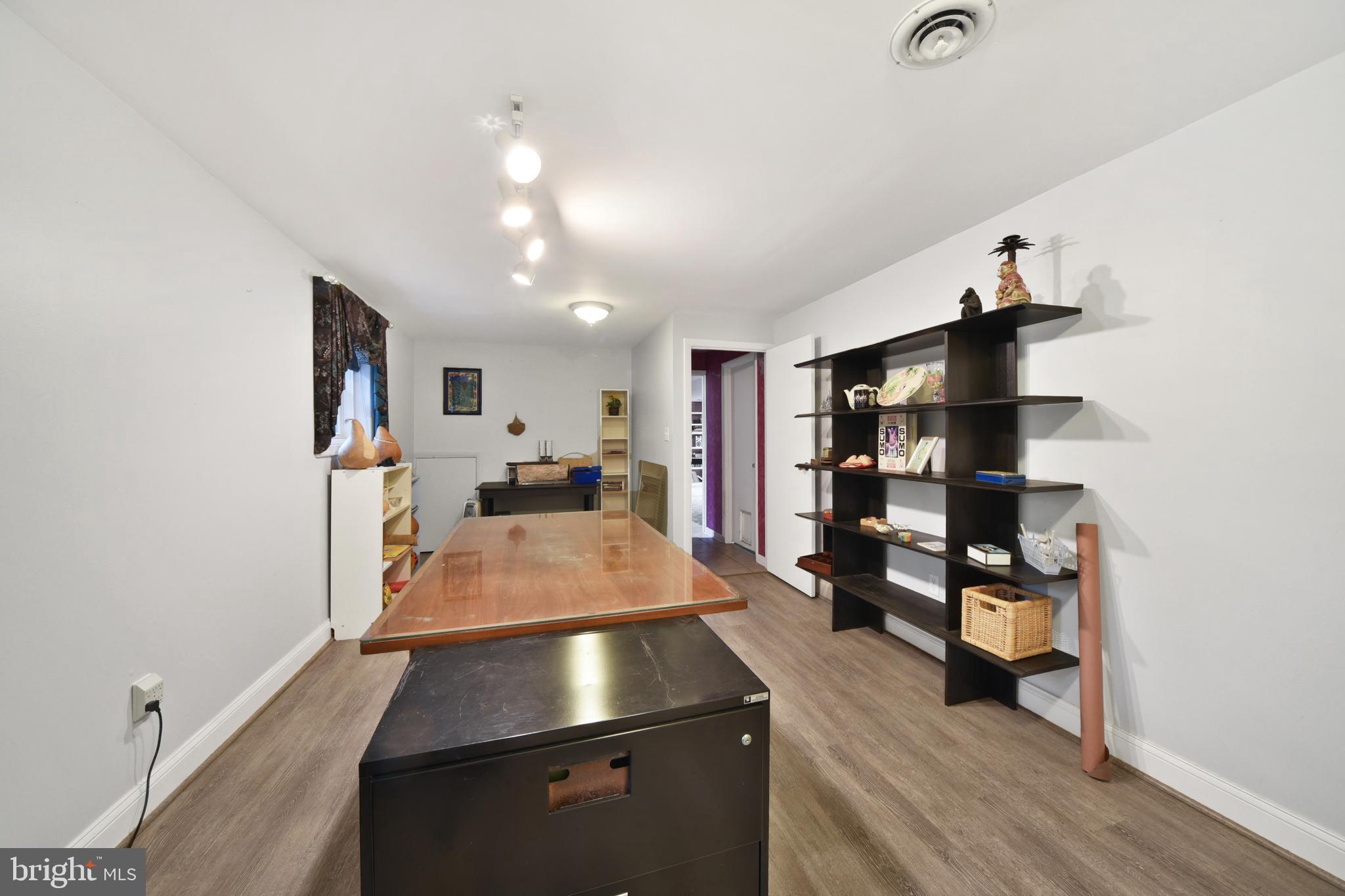 ADVOCATE HILL FARMS - Residential