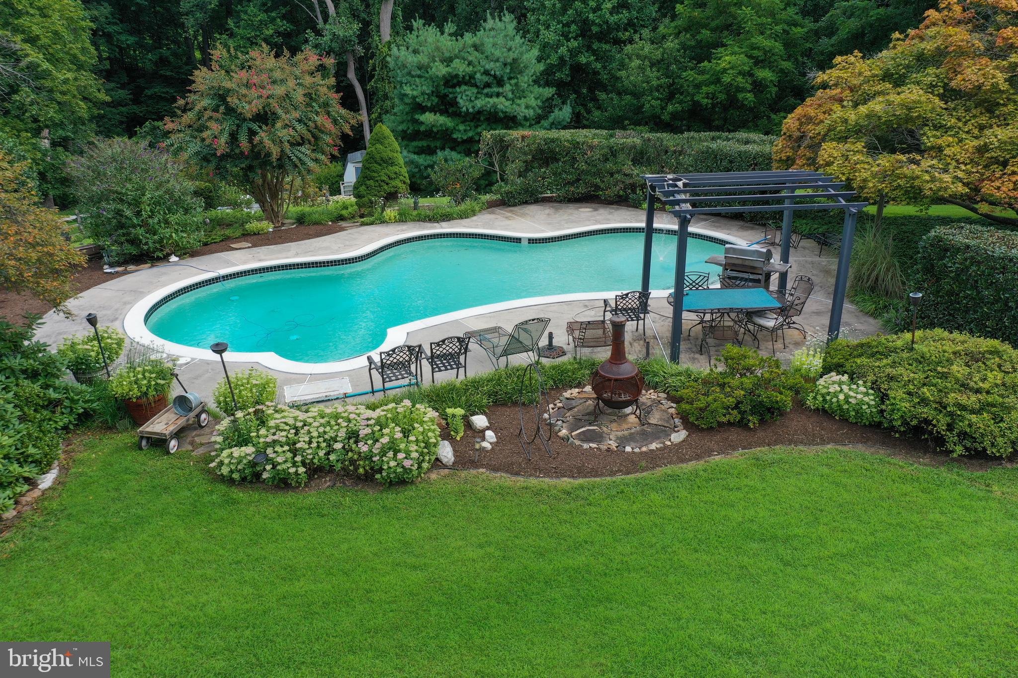 ADVOCATE HILL FARMS - Residential