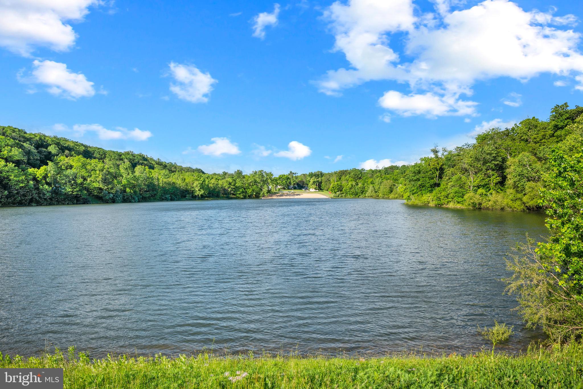 SHAWNEELAND - Residential