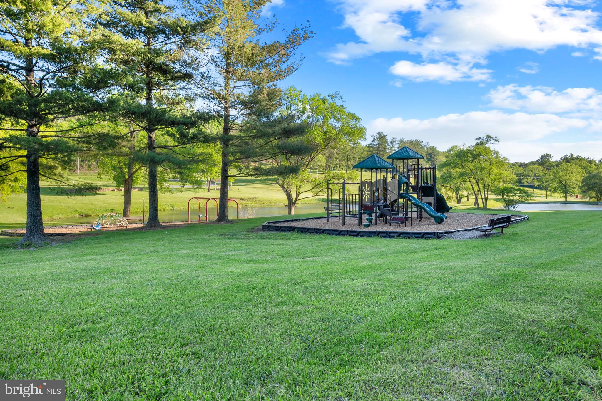 SHAWNEELAND - Residential