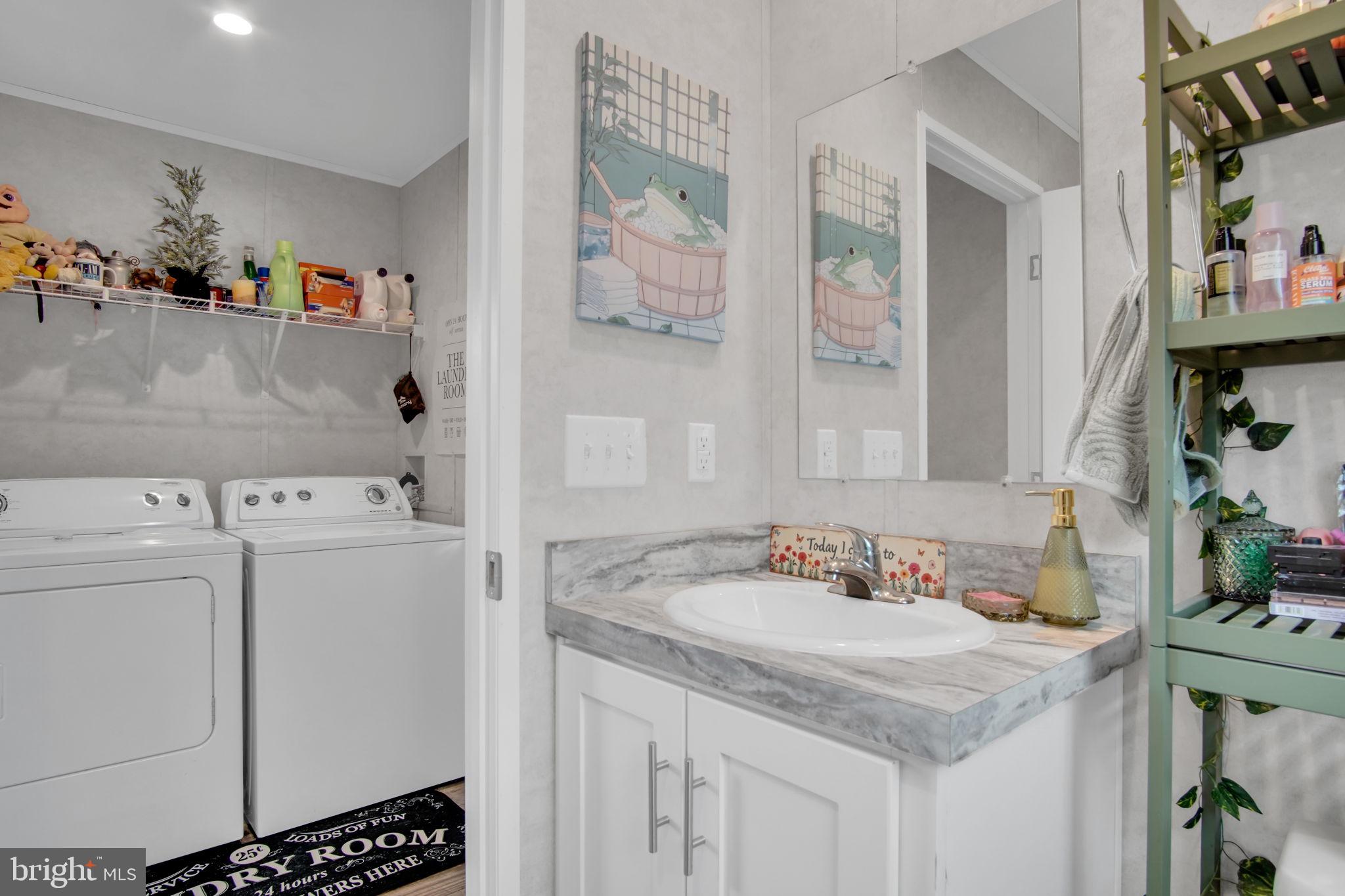MOUNTAIN VIEW MHC - Residential