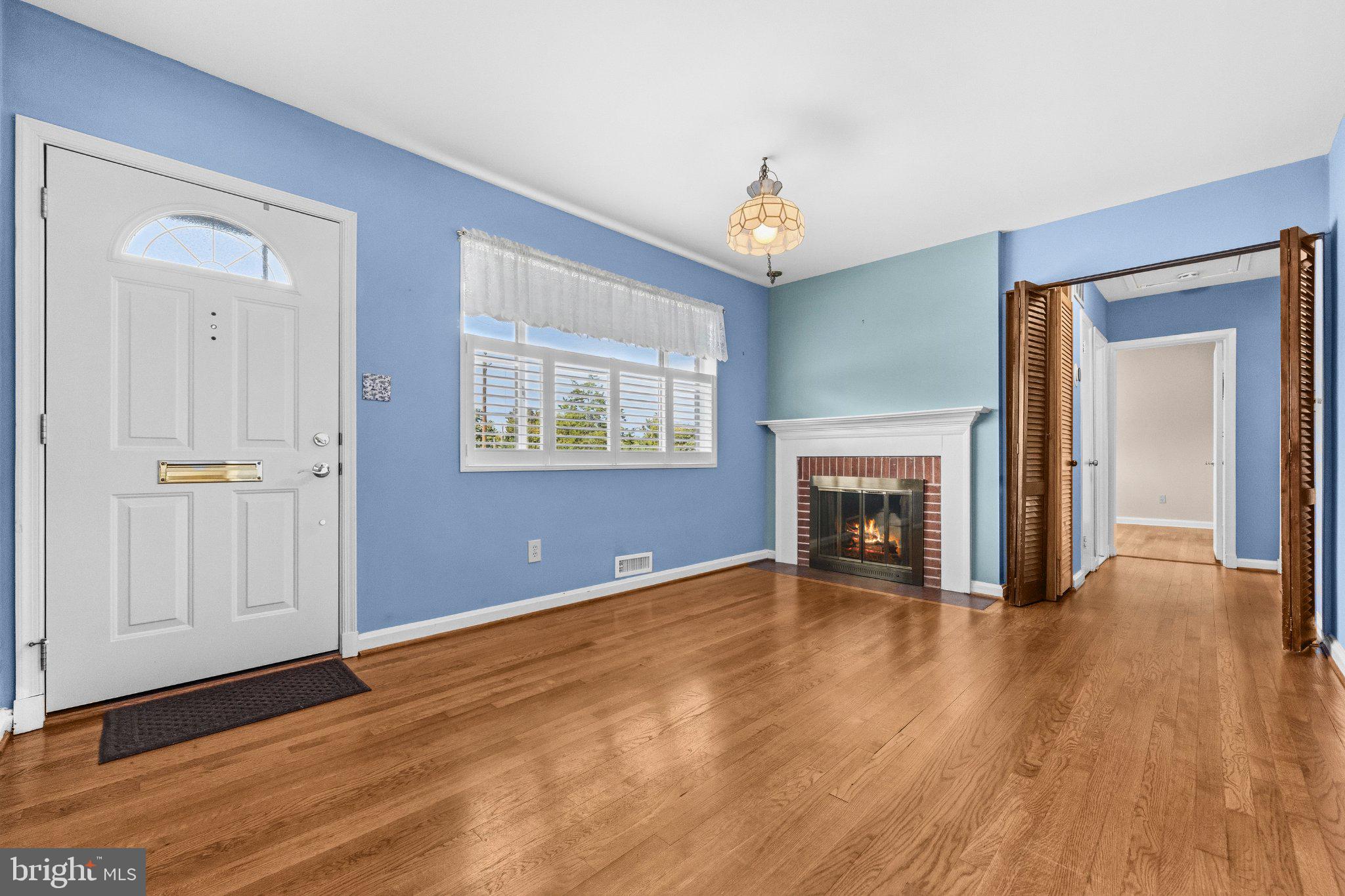 3201 APEX CIRCLE