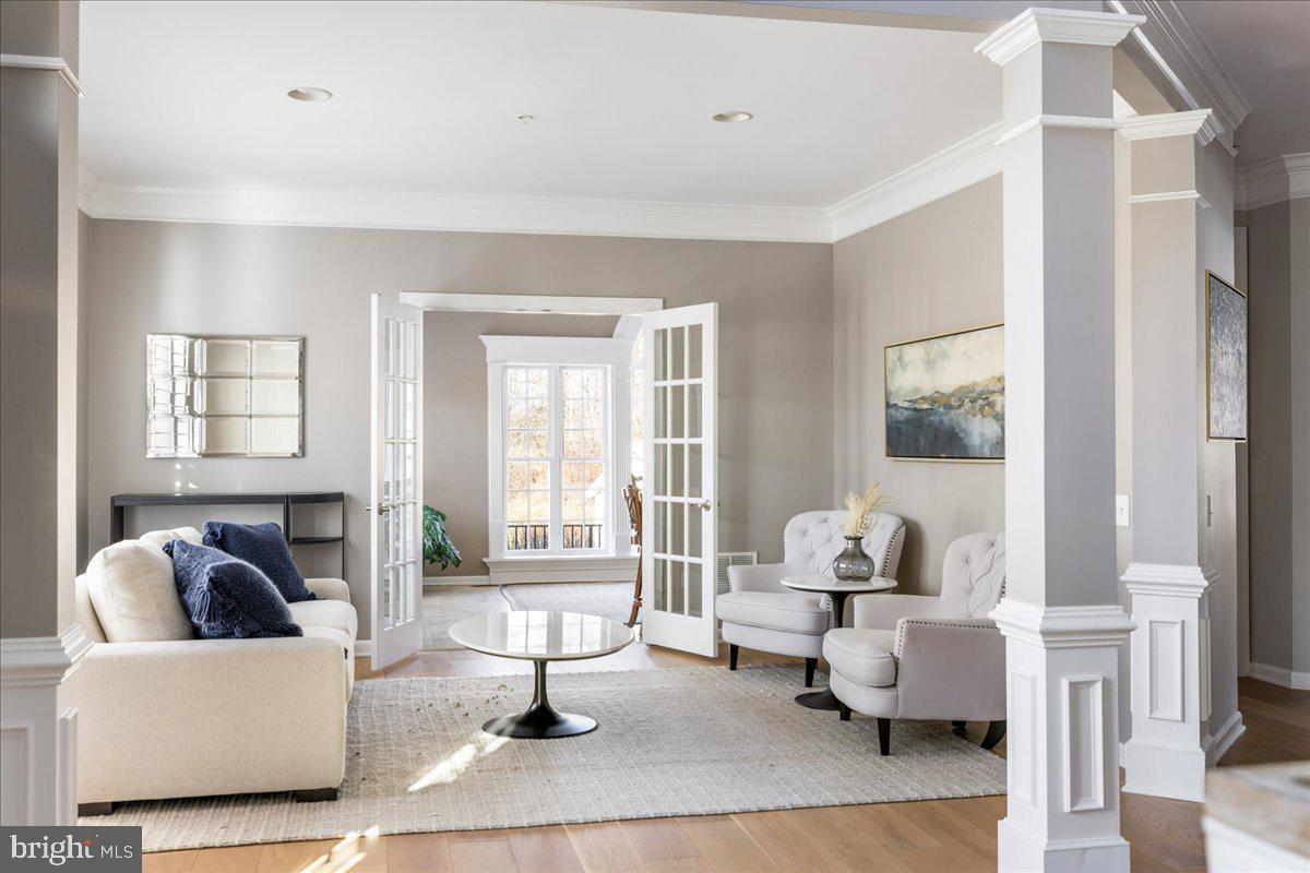 BRIDGE VALLEY AT FUR - Residential