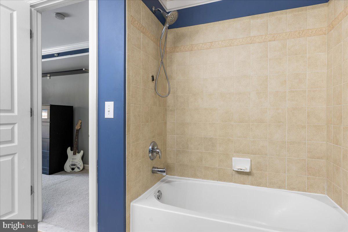 BRIDGE VALLEY AT FUR - Residential