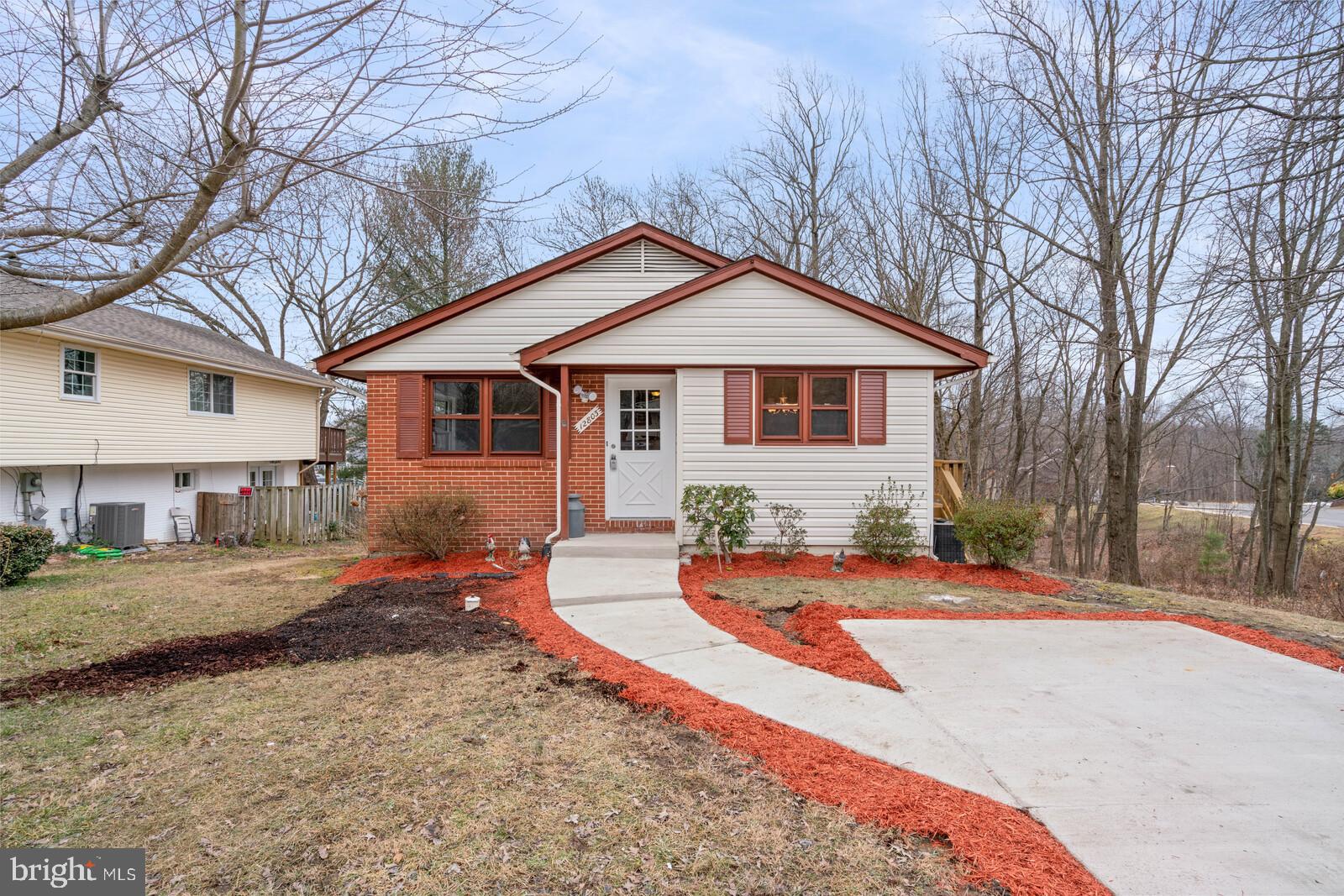 LAKE RIDGE - Residential