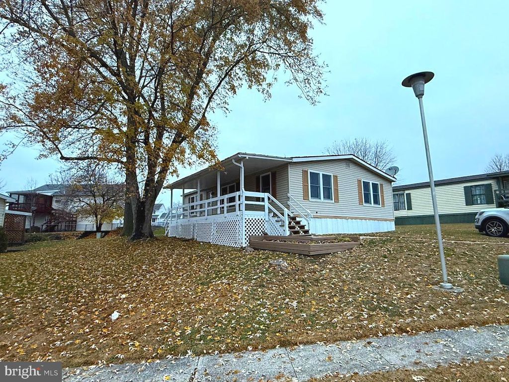 Photo of 121 Cherry Lane, DILLSBURG, PA 17019 (MLS # PAYK2094108)