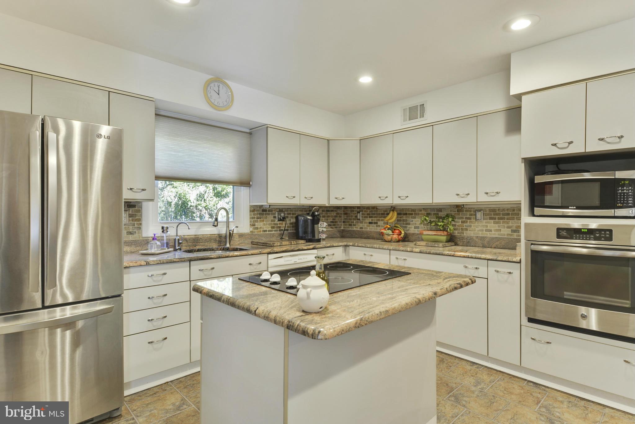 RUNNING BROOK - Residential