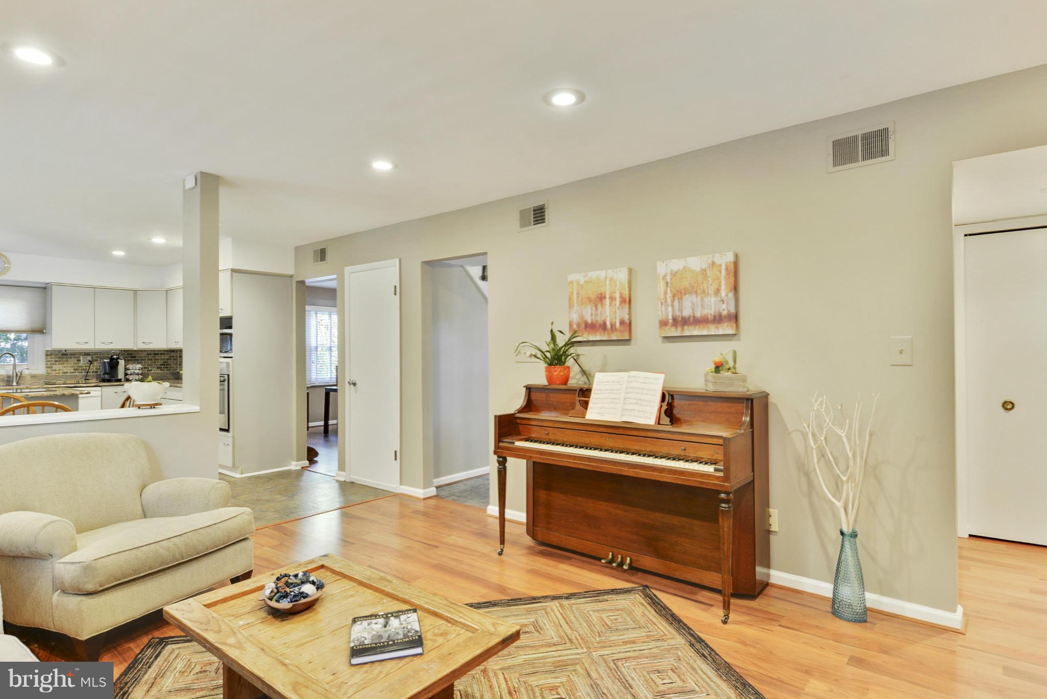 RUNNING BROOK - Residential