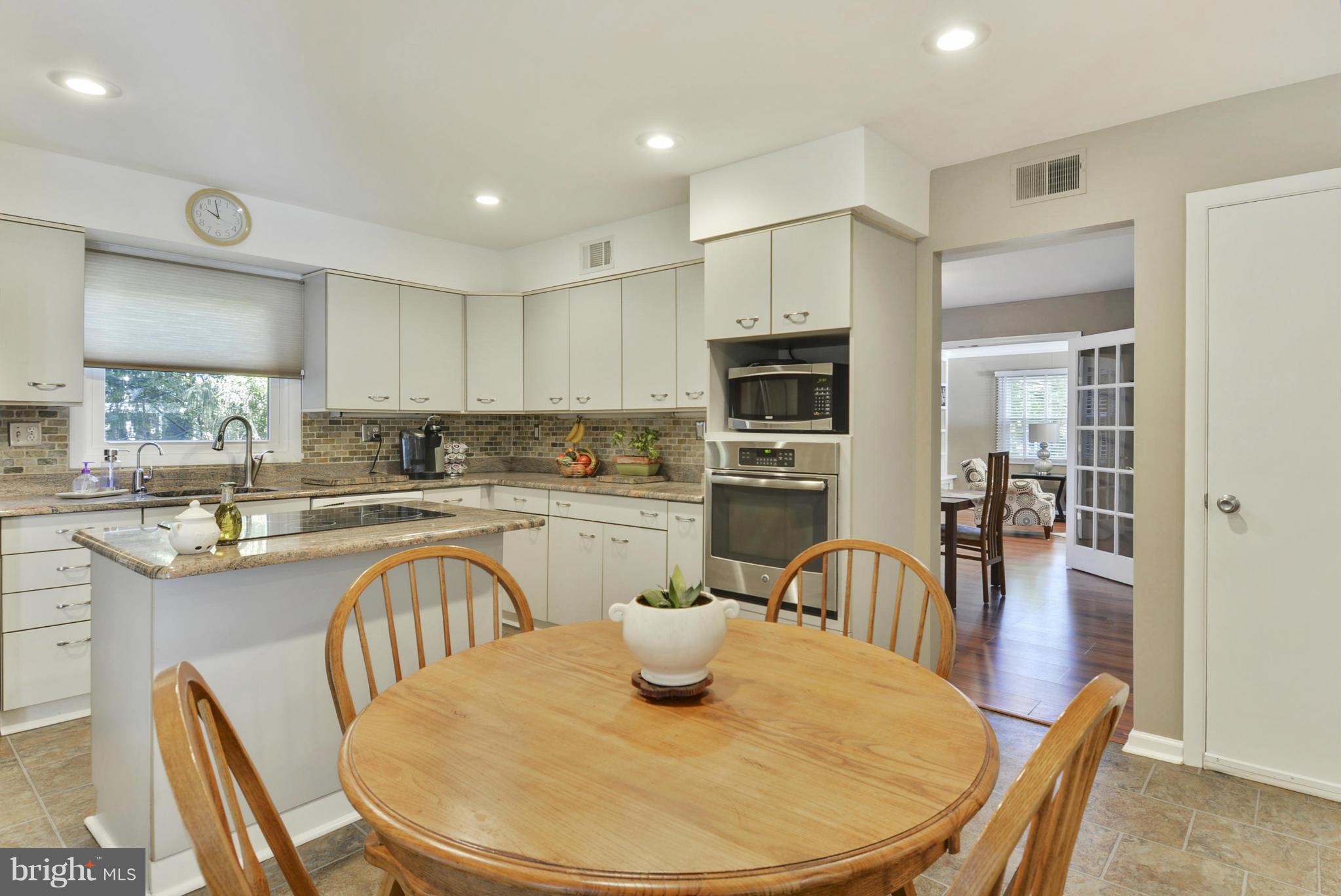 RUNNING BROOK - Residential