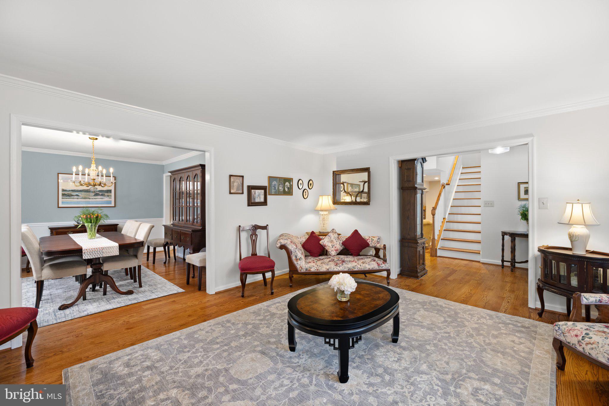 LONGWOOD KNOLLS - Residential