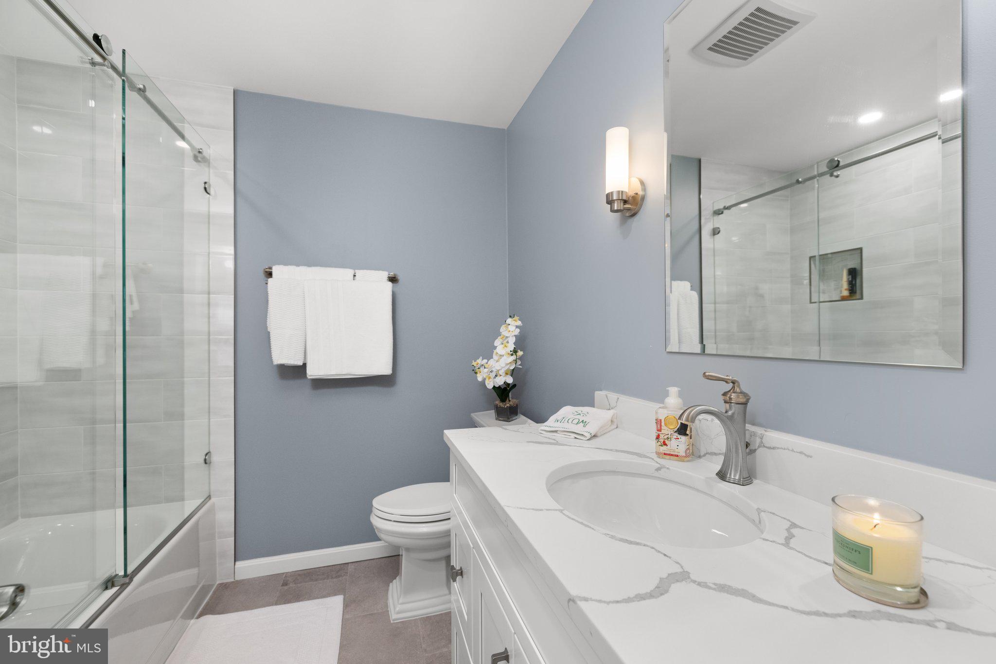 LONGWOOD KNOLLS - Residential