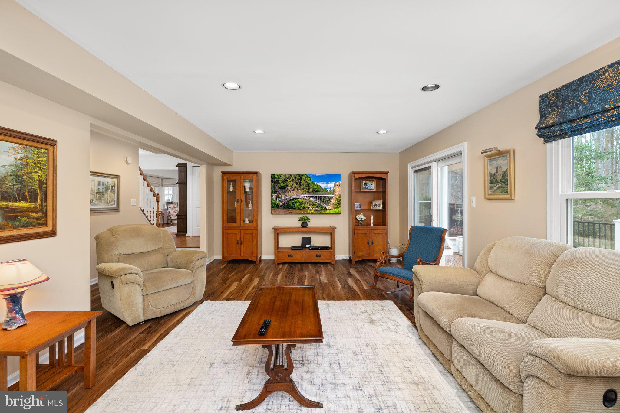 LONGWOOD KNOLLS - Residential