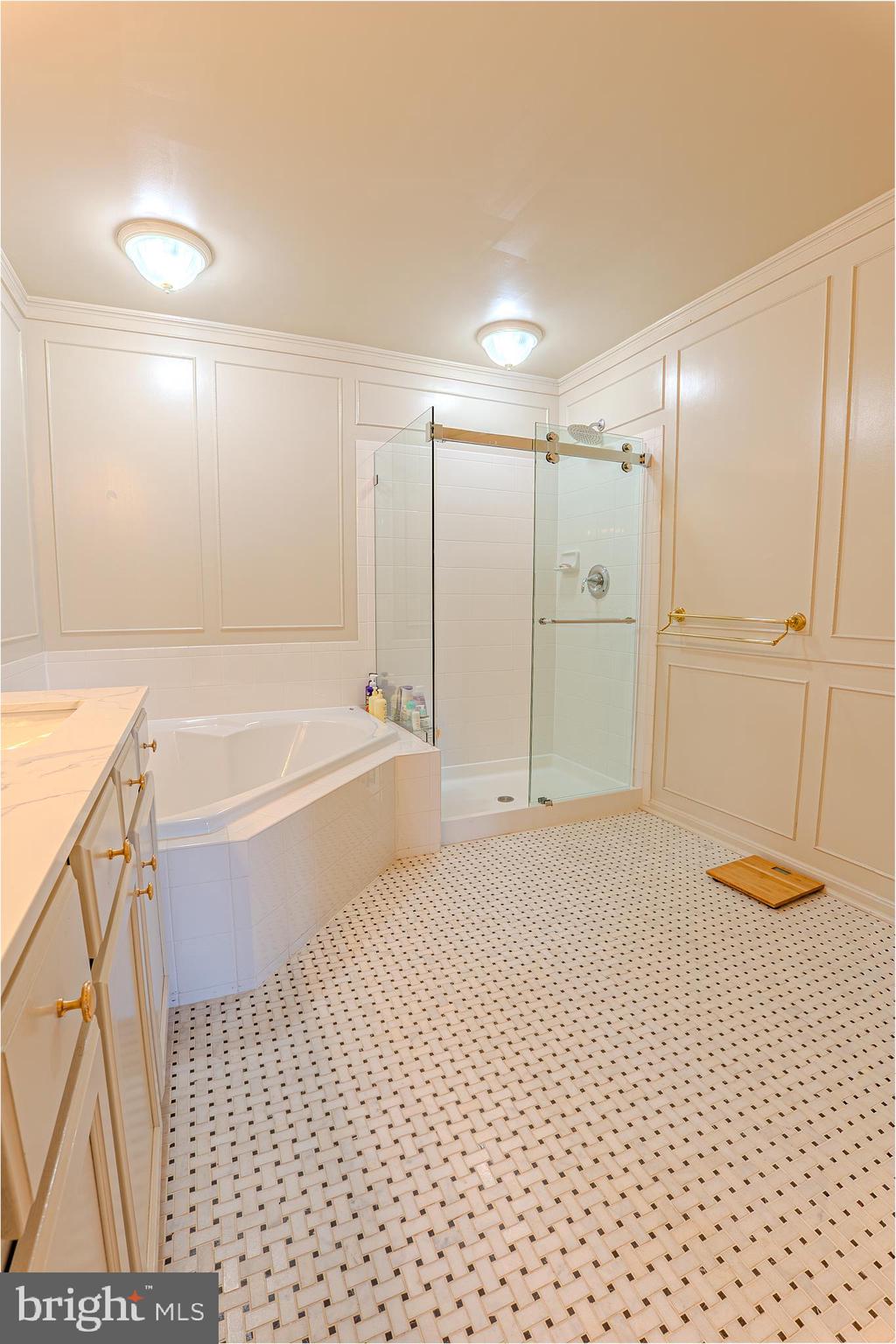 MARKET CENTER CONDOMINIUM - Residential