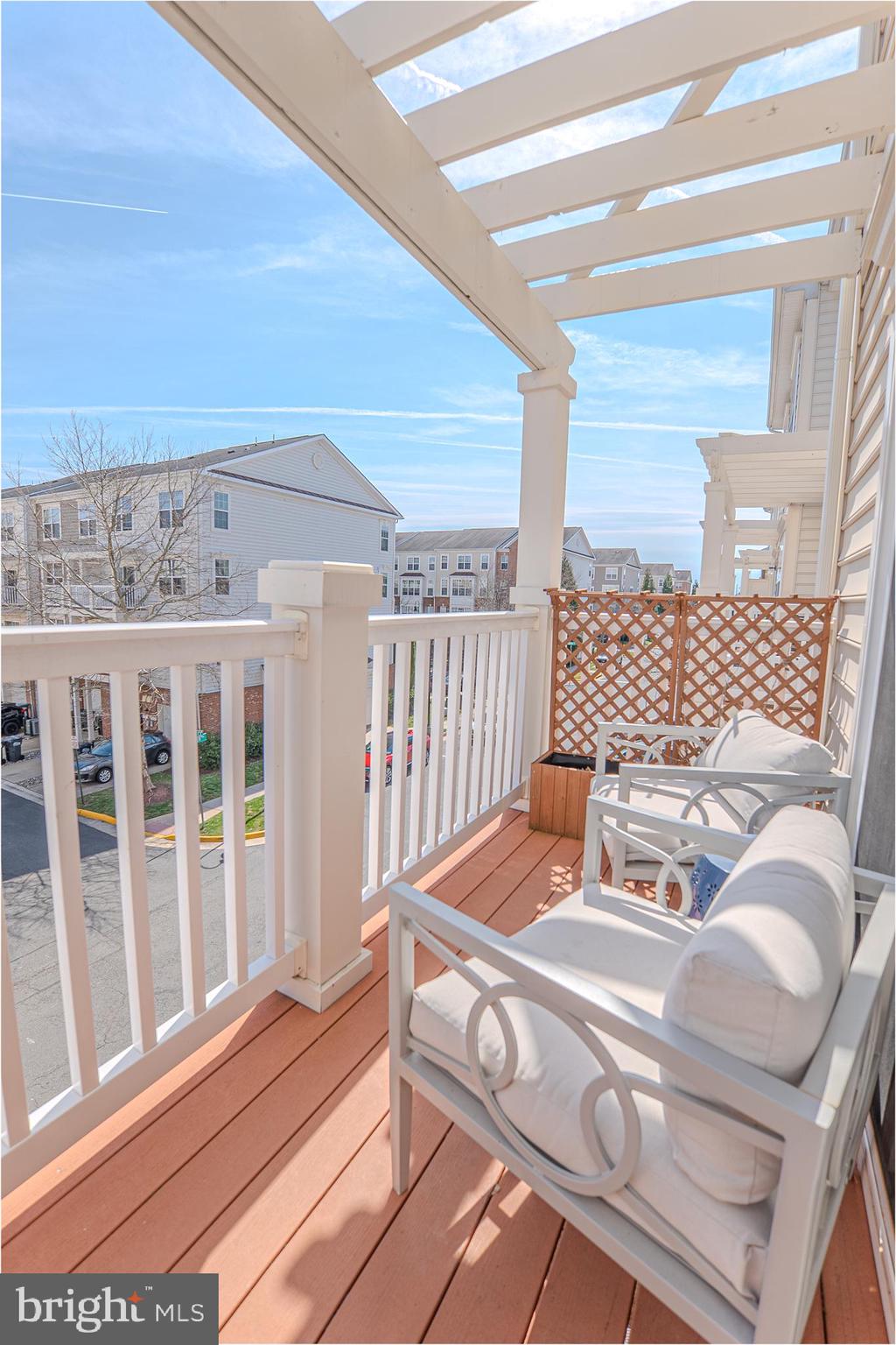 MARKET CENTER CONDOMINIUM - Residential