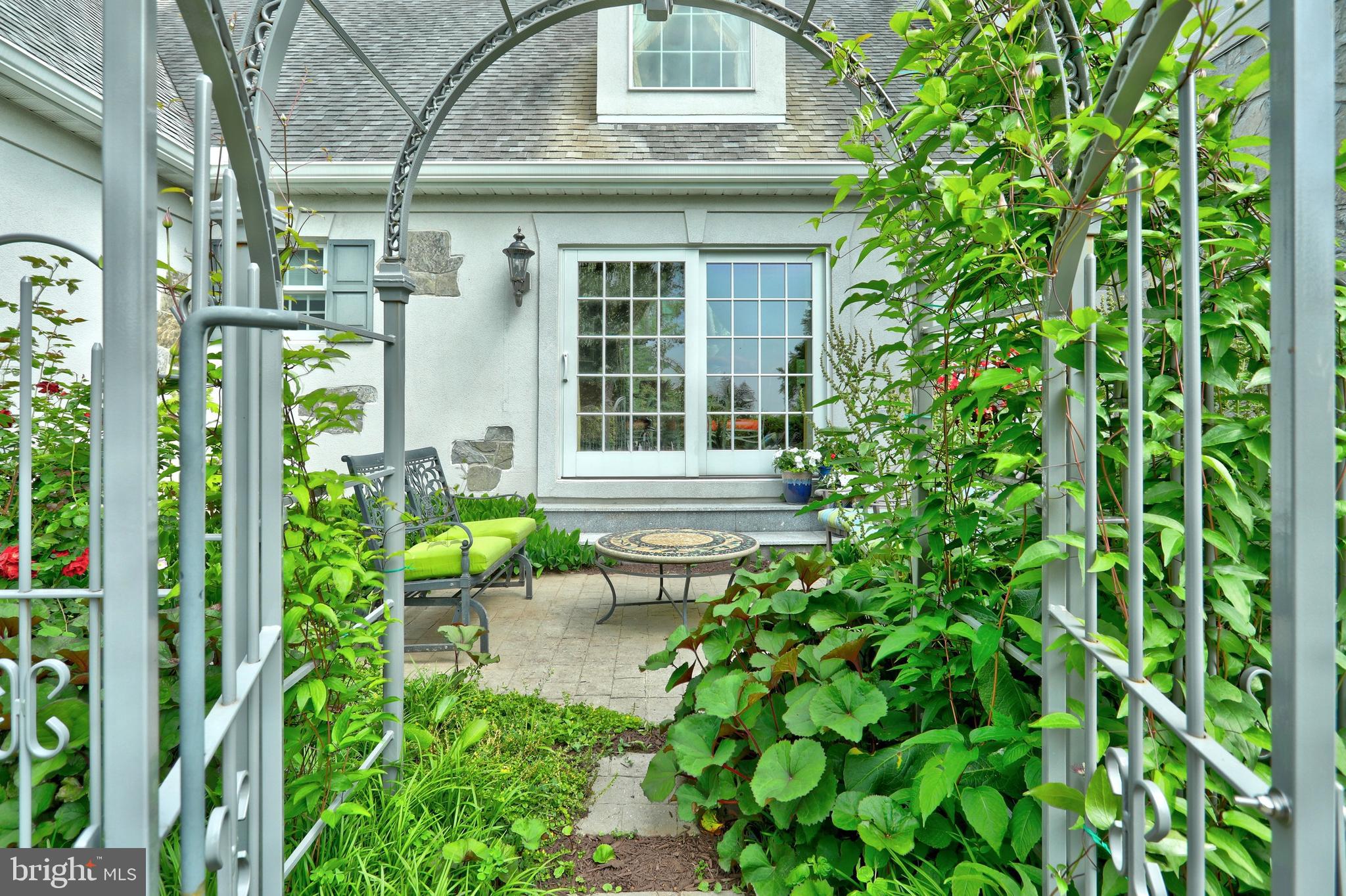 RESERVOIR ESTATES - Residential