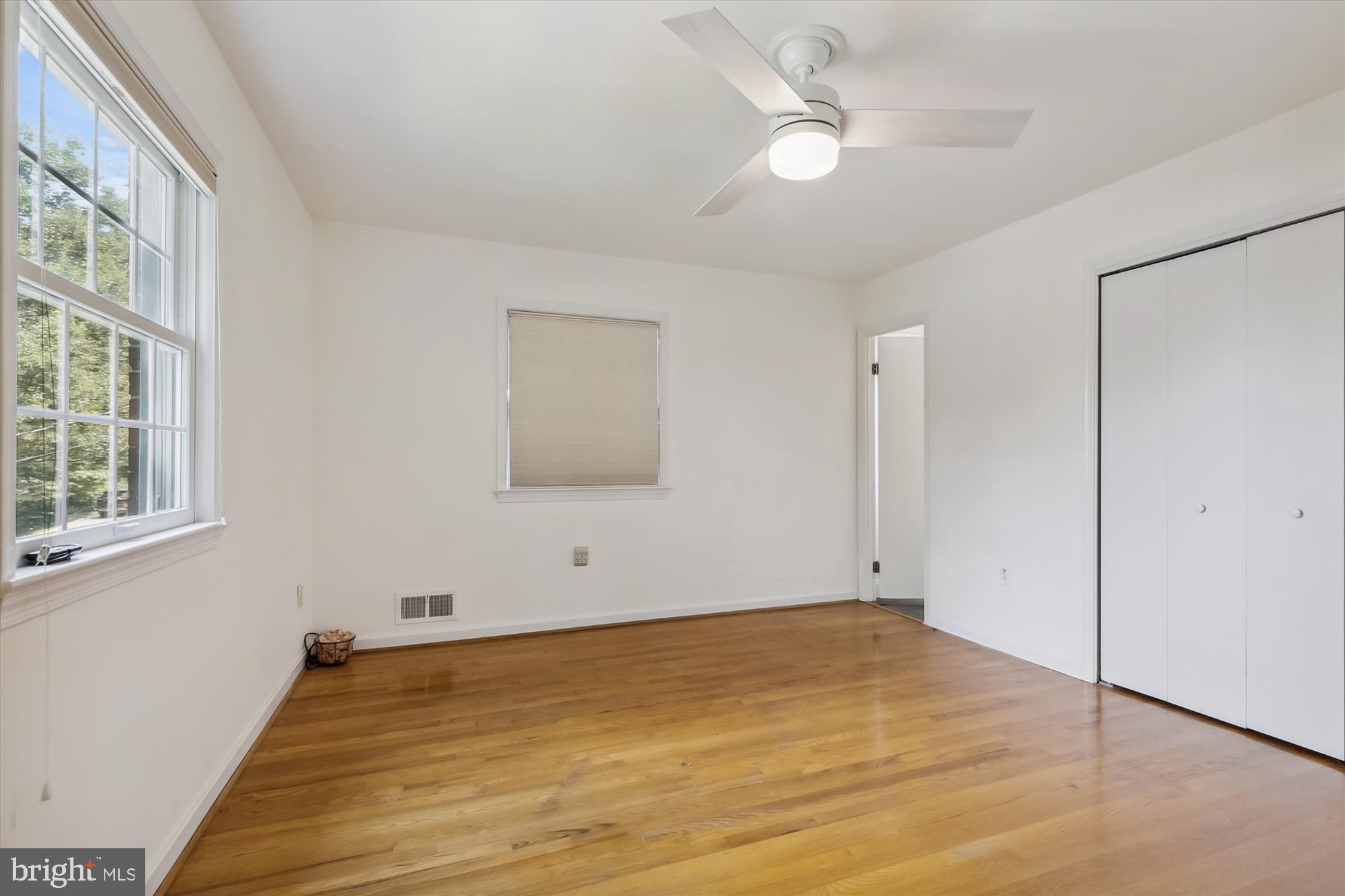 POTOMAC WOODS - Residential Lease