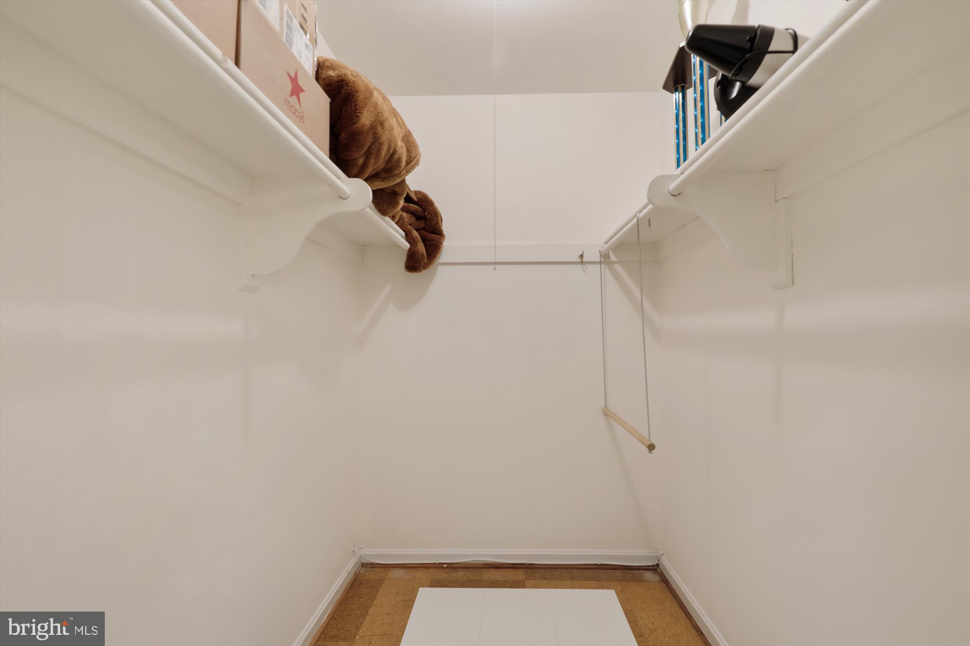 POTOMAC WOODS - Residential Lease