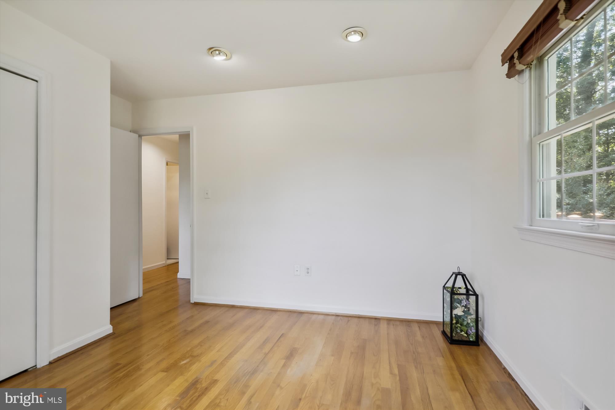 POTOMAC WOODS - Residential Lease