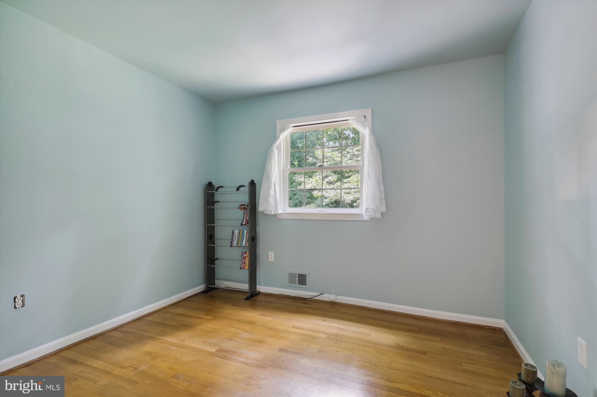 POTOMAC WOODS - Residential Lease