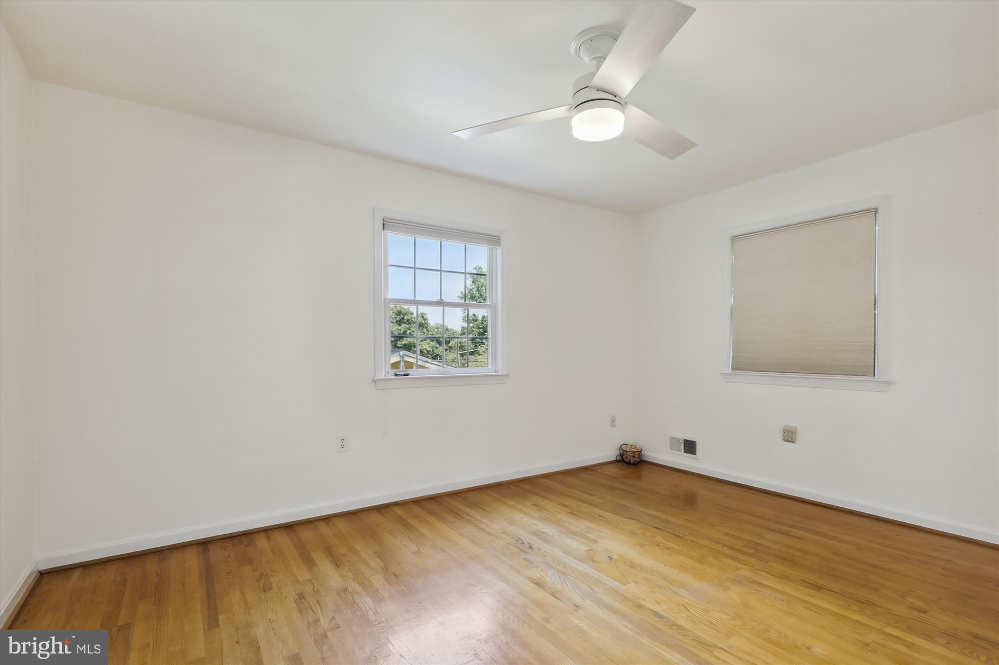 POTOMAC WOODS - Residential Lease