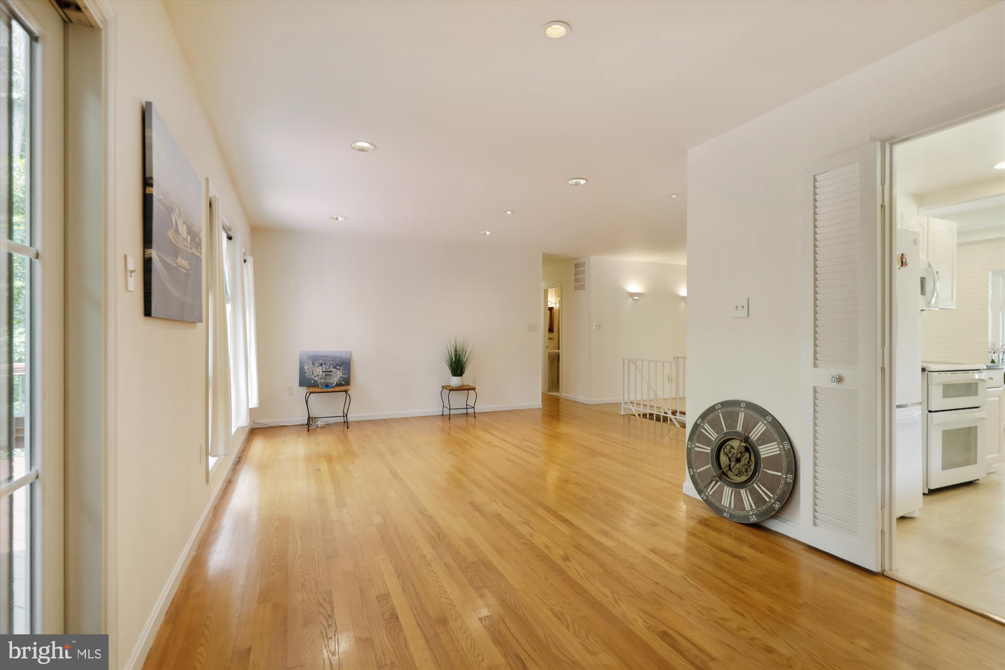 POTOMAC WOODS - Residential Lease