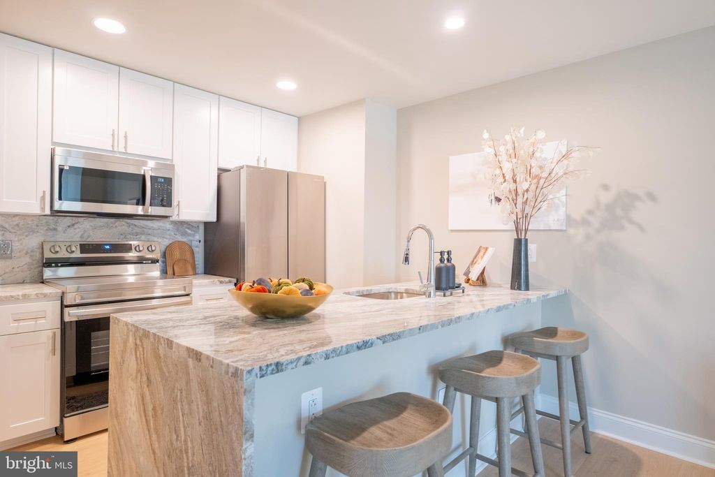 Photo of 2301 - 61 John F Kennedy Boulevard #101, PHILADELPHIA, PA 19103 (MLS # PAPH2538284)