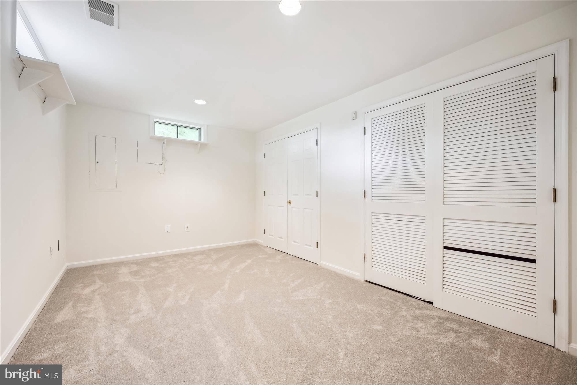 FALLS BEND - Residential