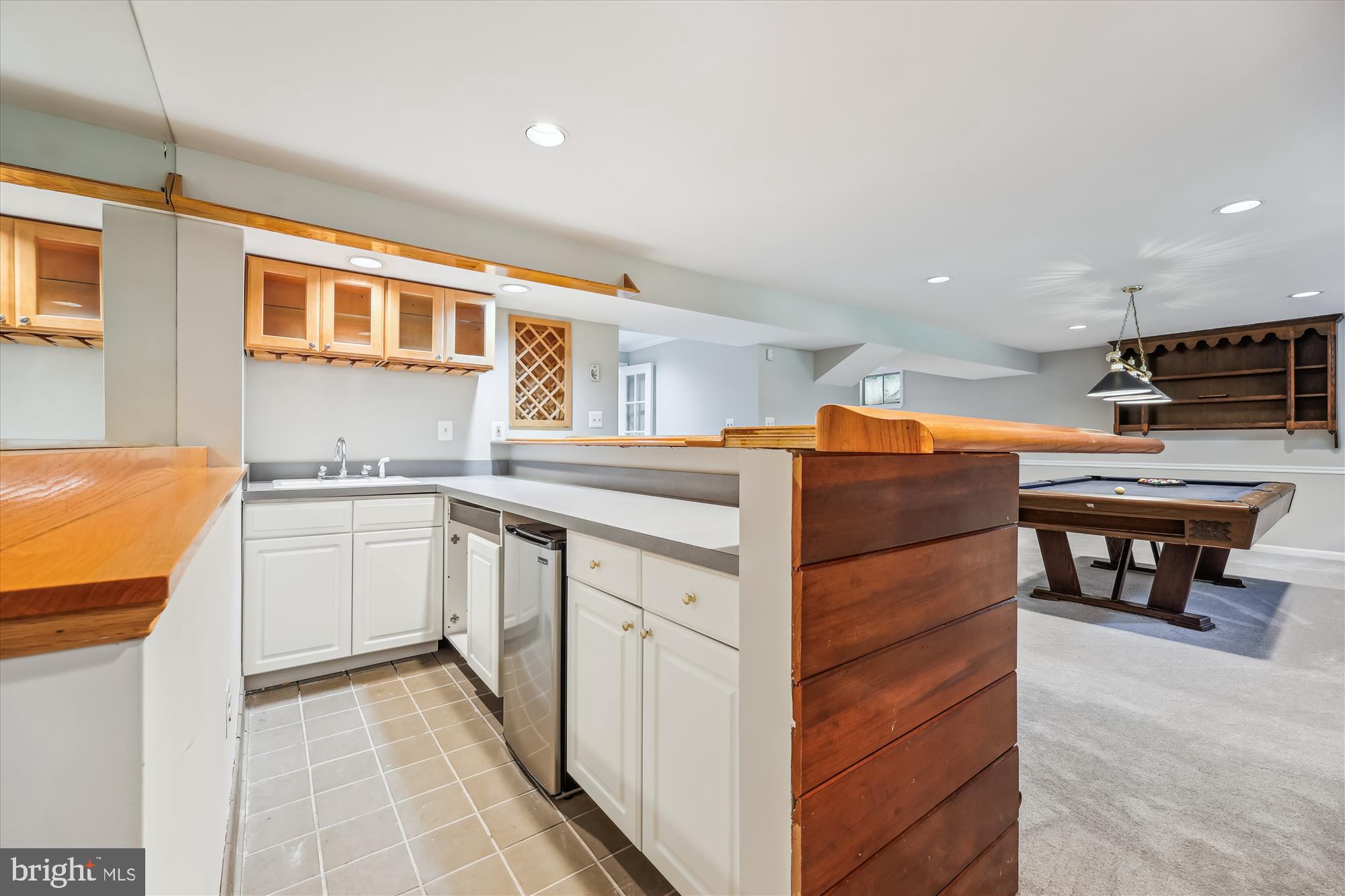 FALLS BEND - Residential