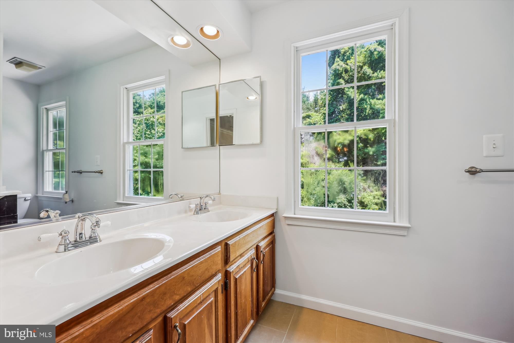 FALLS BEND - Residential