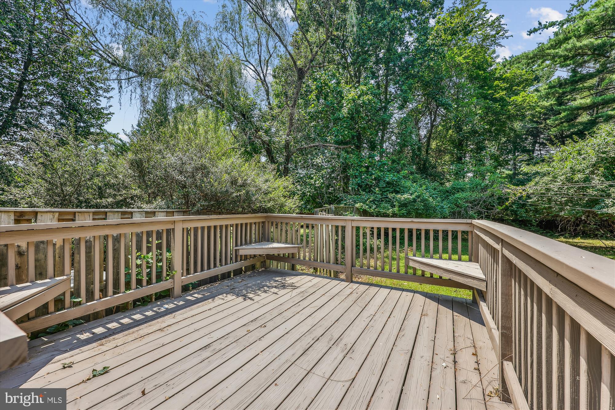 FALLS BEND - Residential