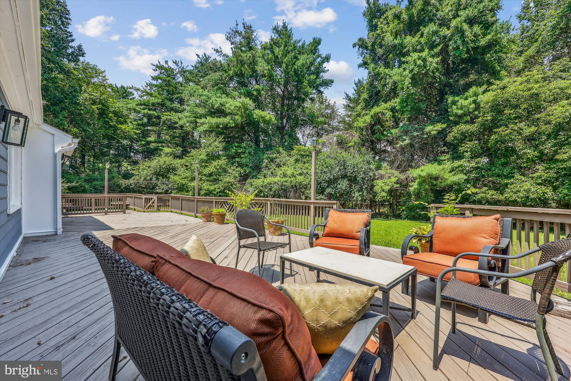 FALLS BEND - Residential