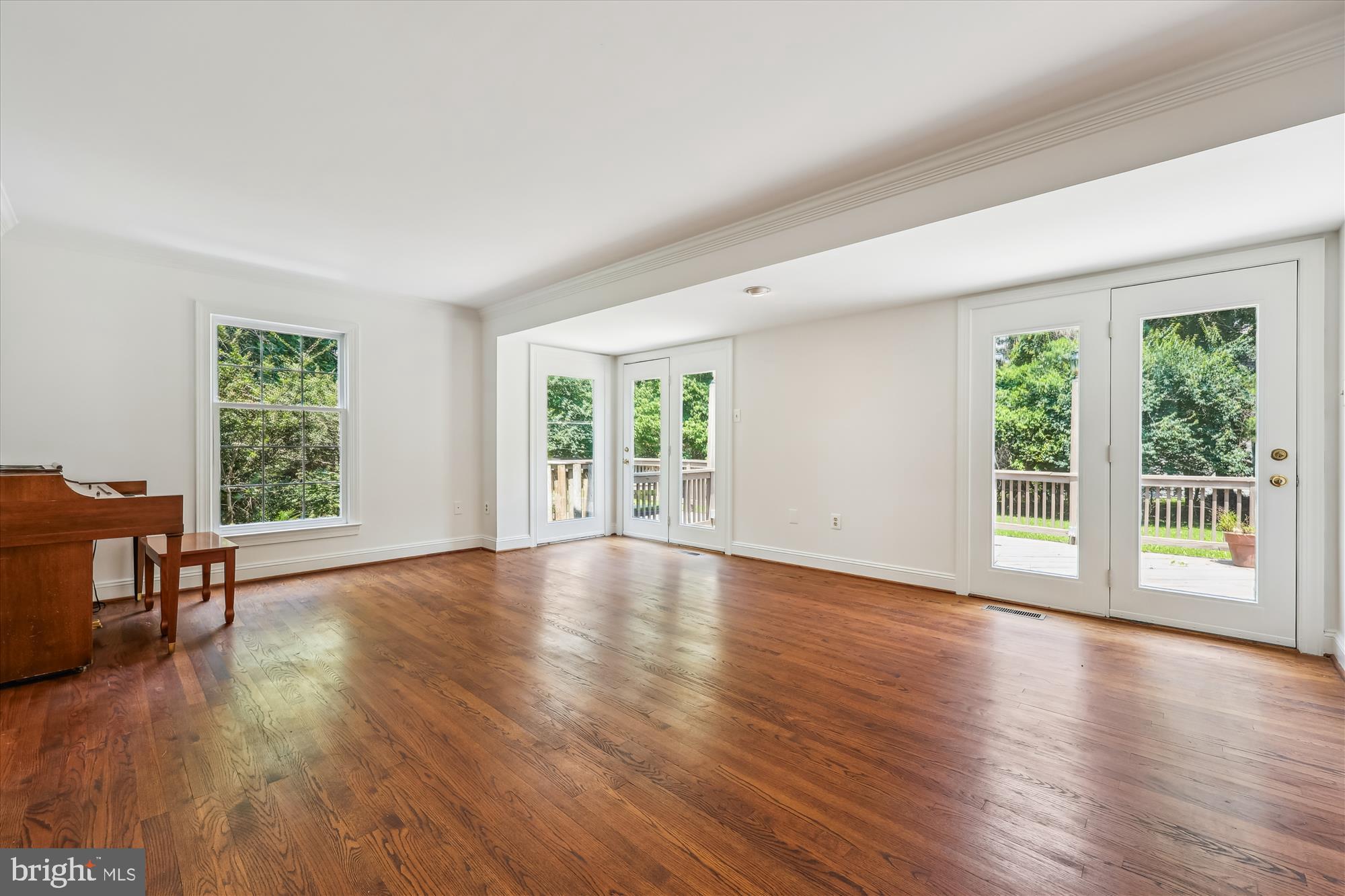 FALLS BEND - Residential