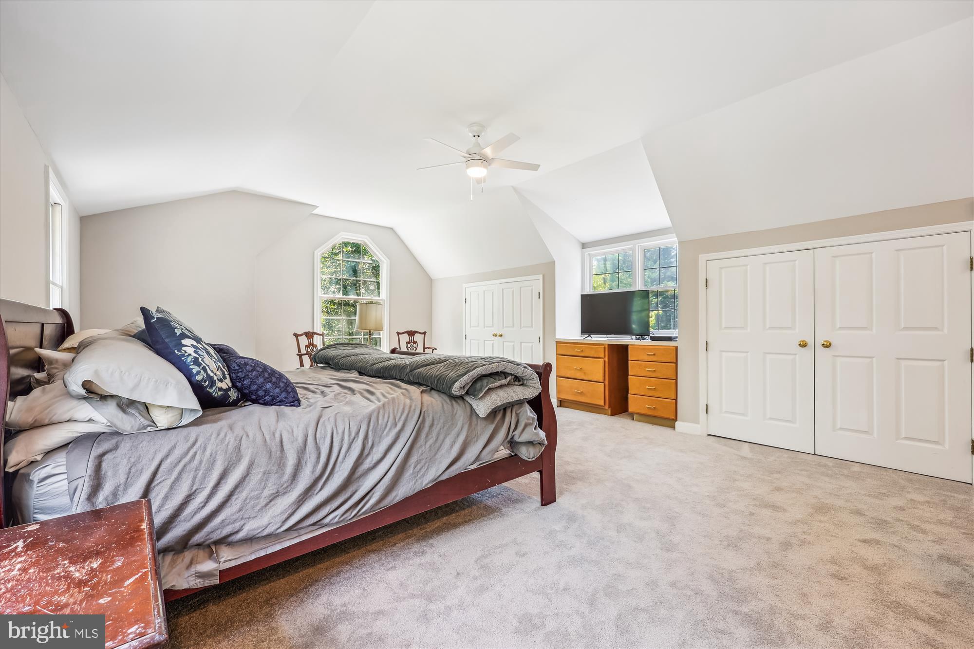 FALLS BEND - Residential