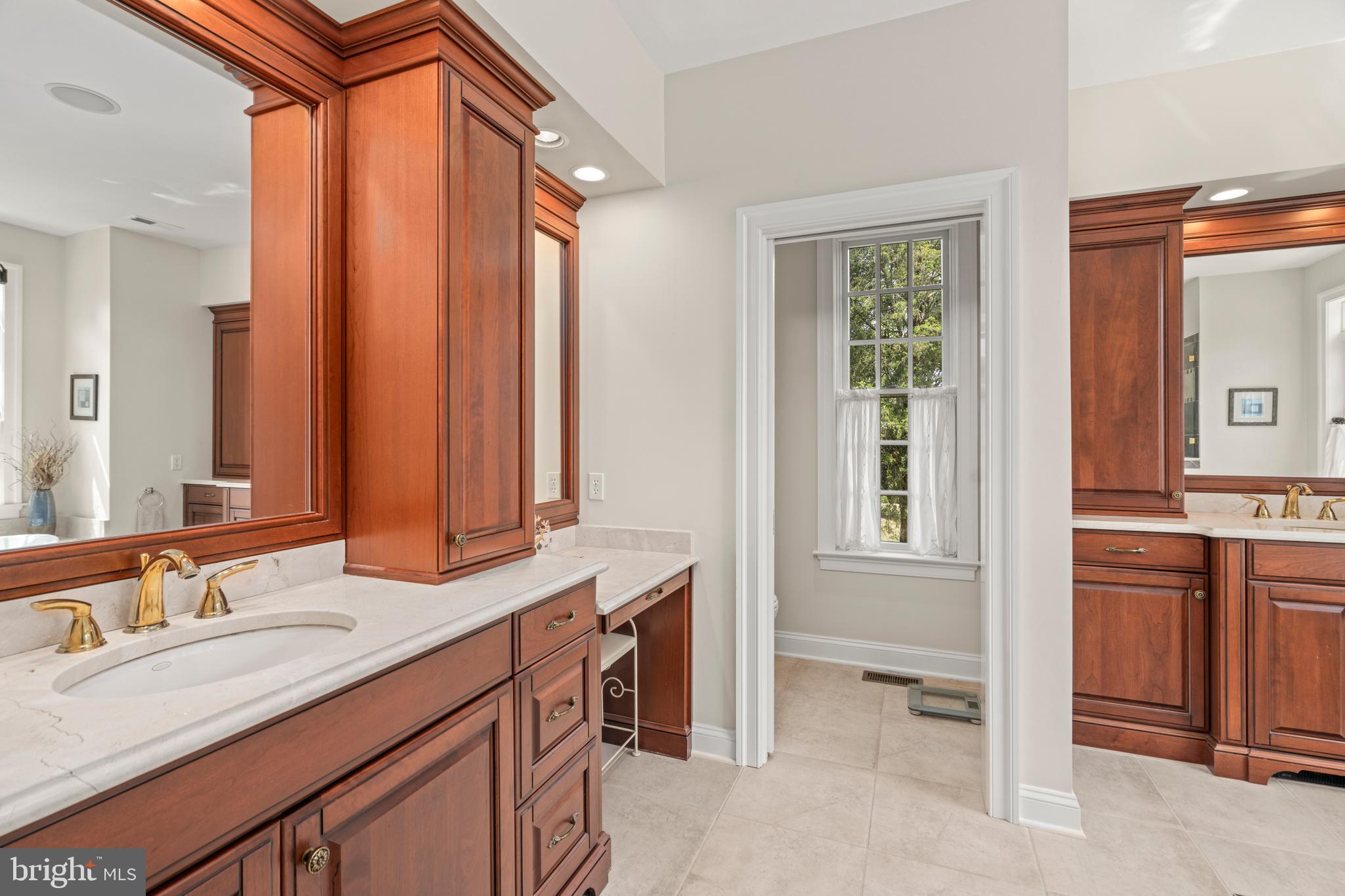 HAMPTON - Residential