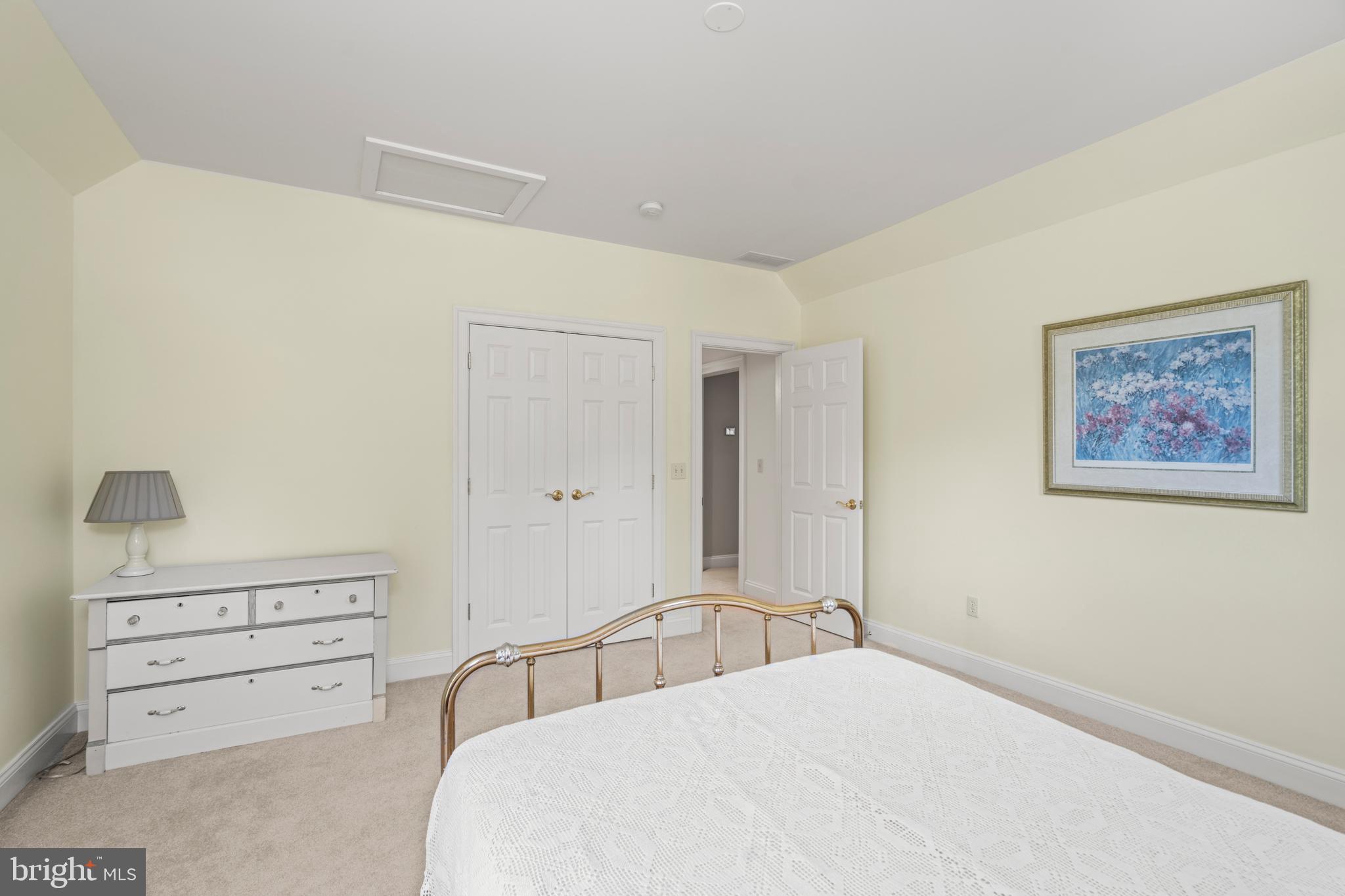 HAMPTON - Residential