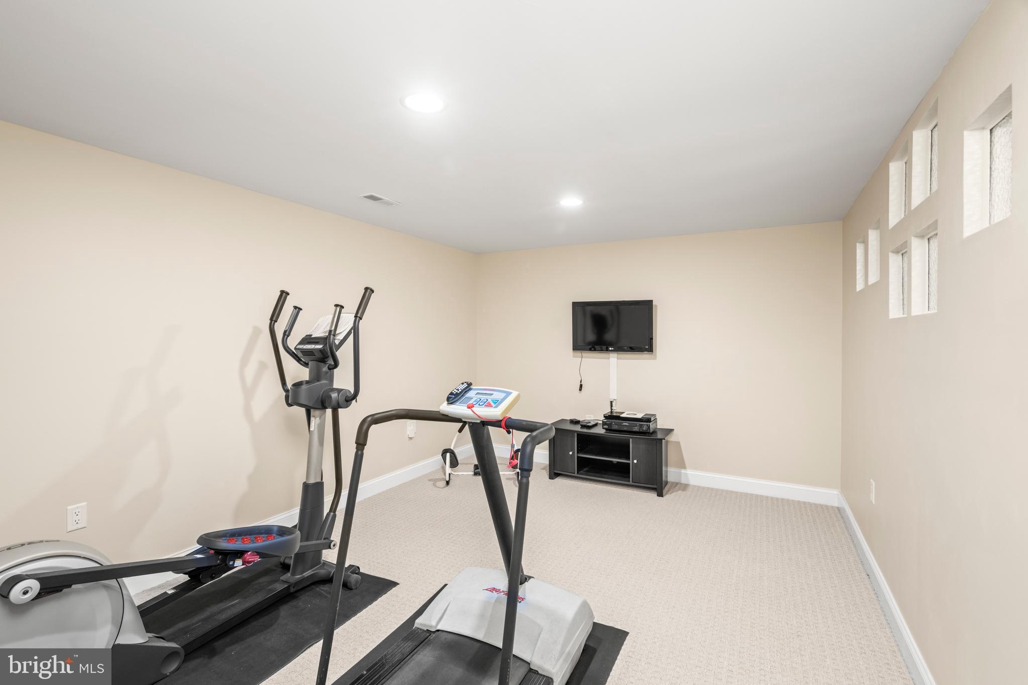 HAMPTON - Residential