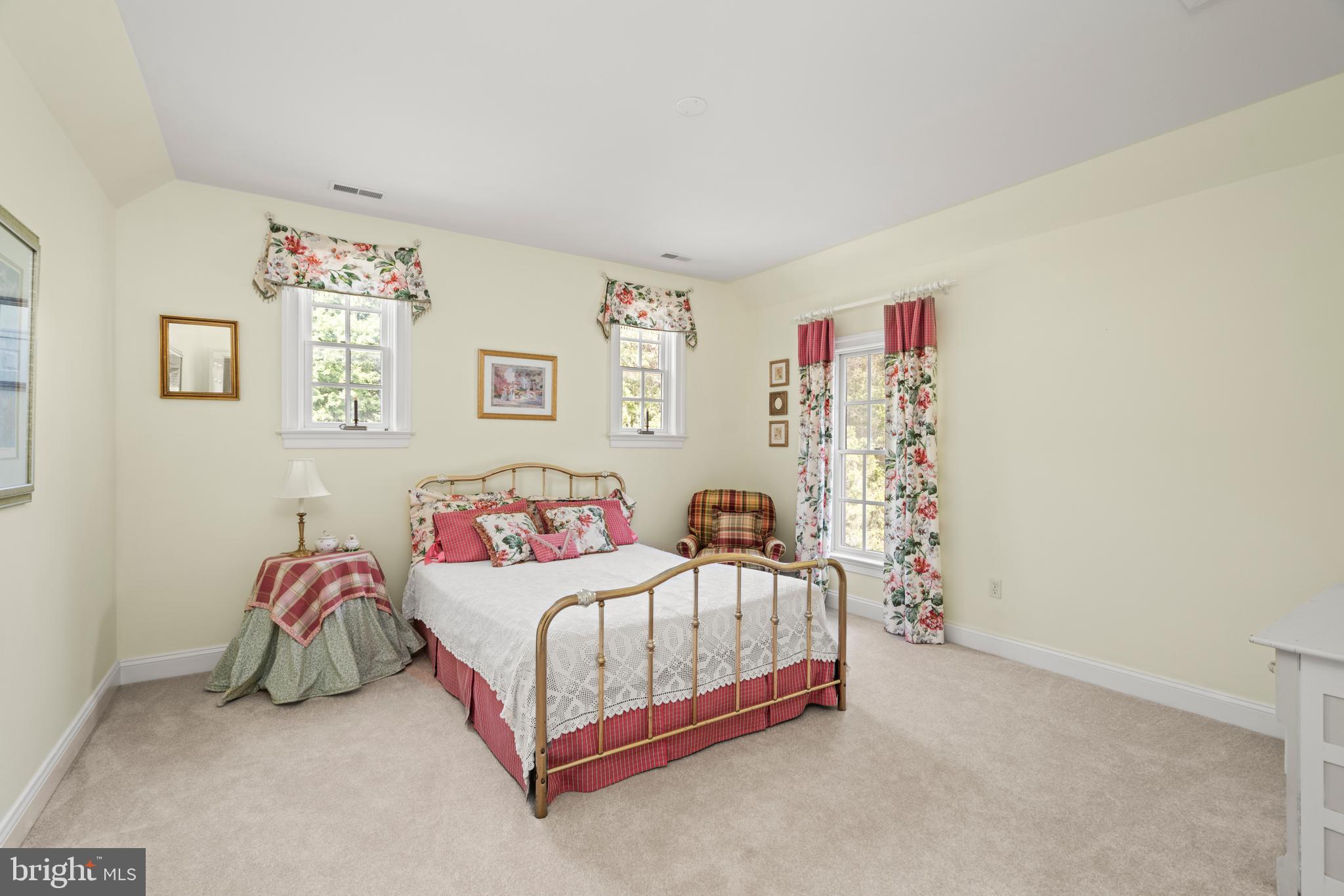 HAMPTON - Residential