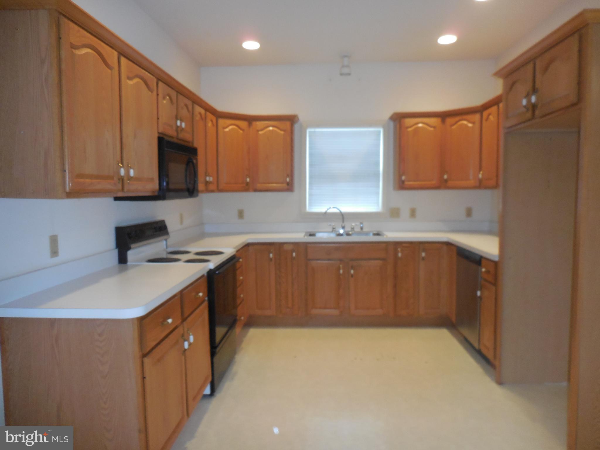 THE OAKS OF PALMYRA - Residential