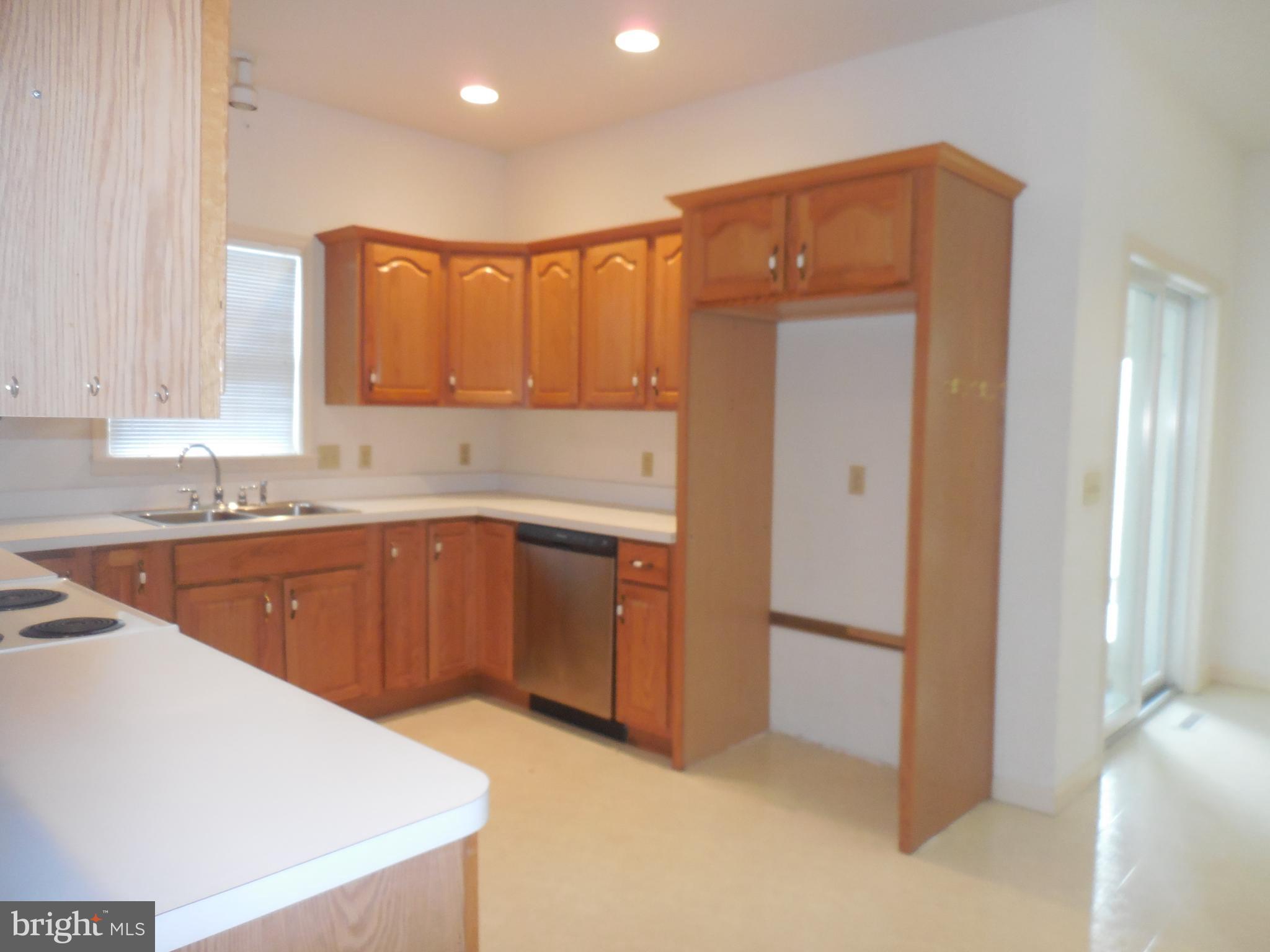 THE OAKS OF PALMYRA - Residential