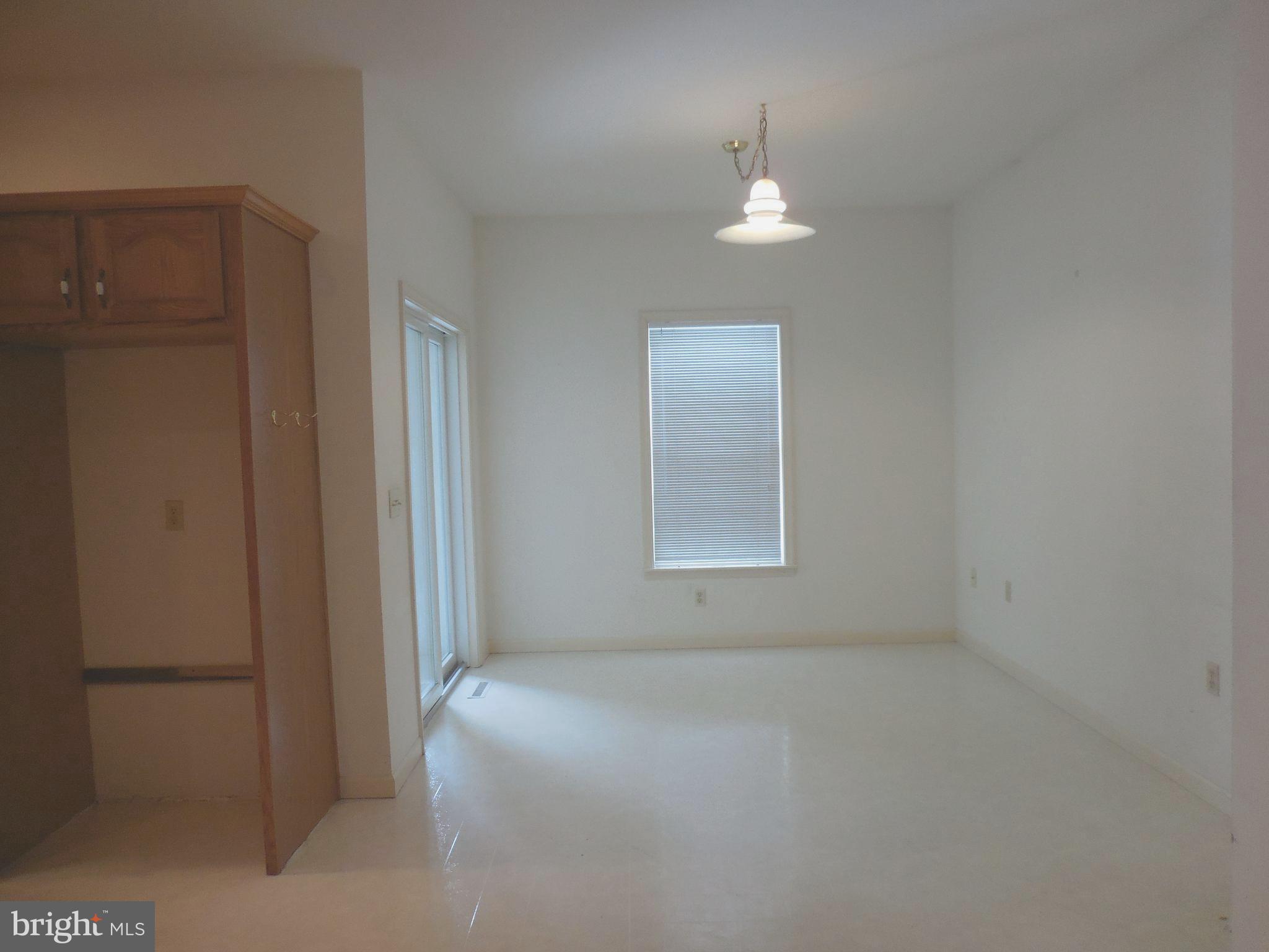 THE OAKS OF PALMYRA - Residential