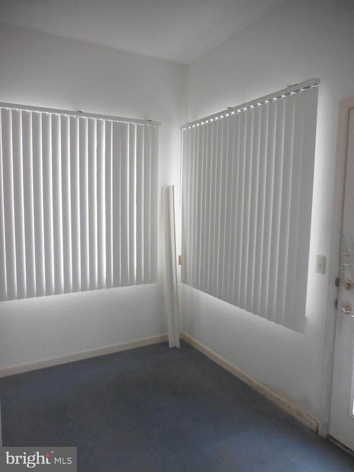 THE OAKS OF PALMYRA - Residential