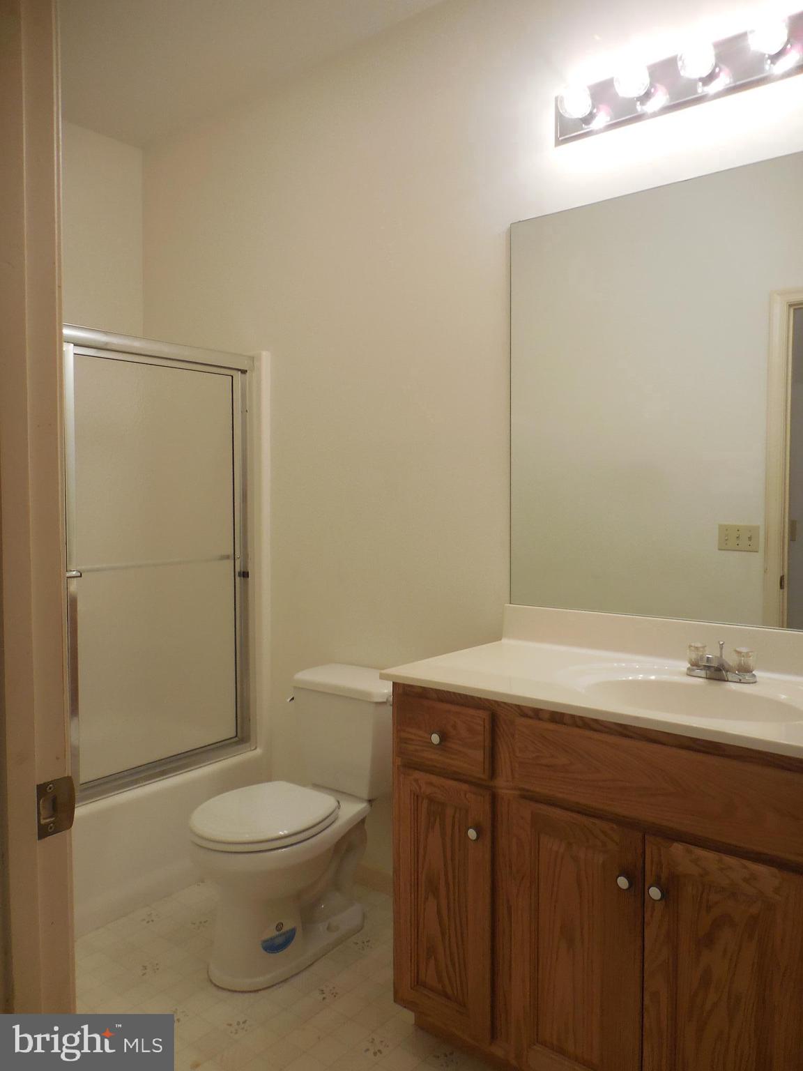 THE OAKS OF PALMYRA - Residential