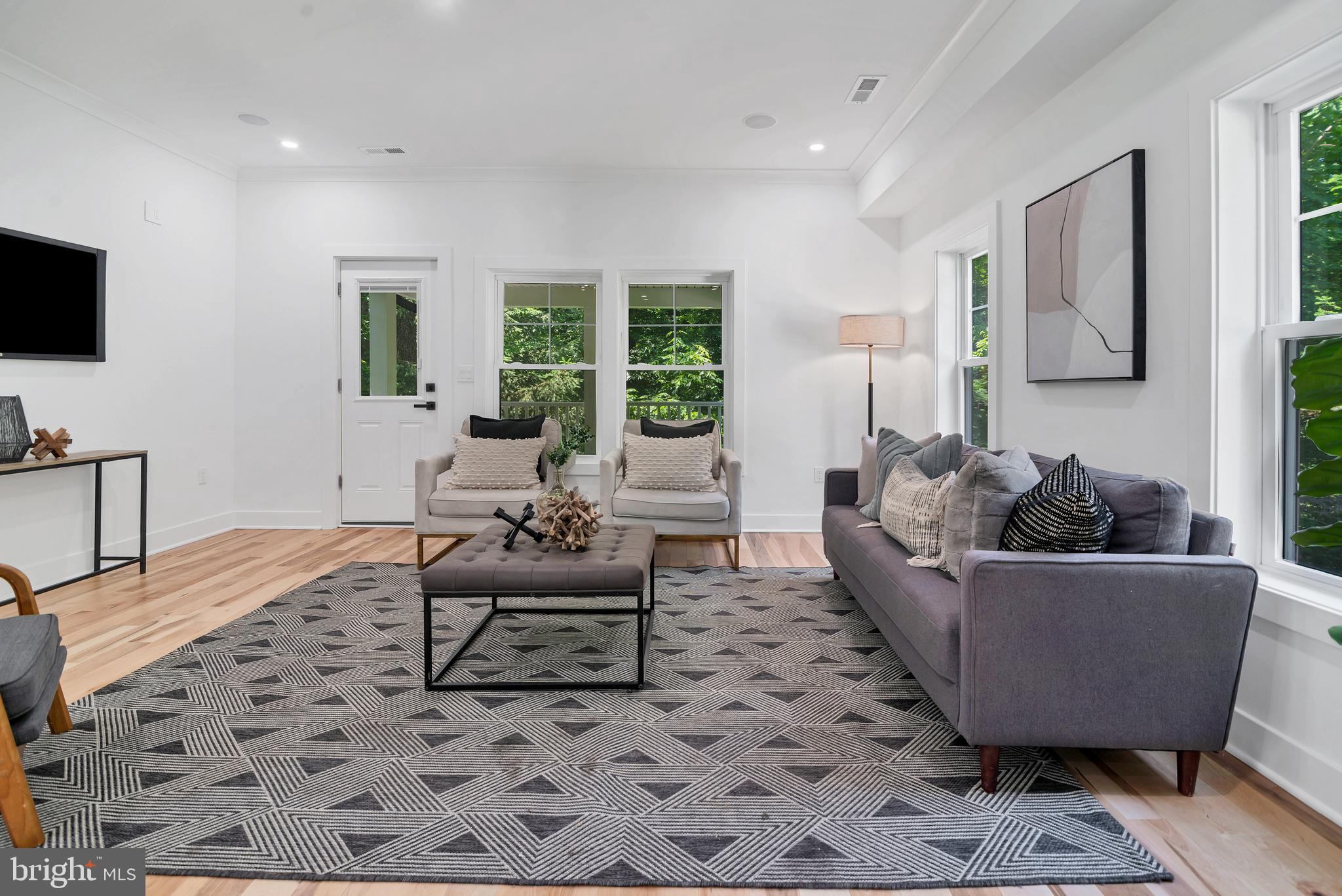 TAKOMA PARK - Residential