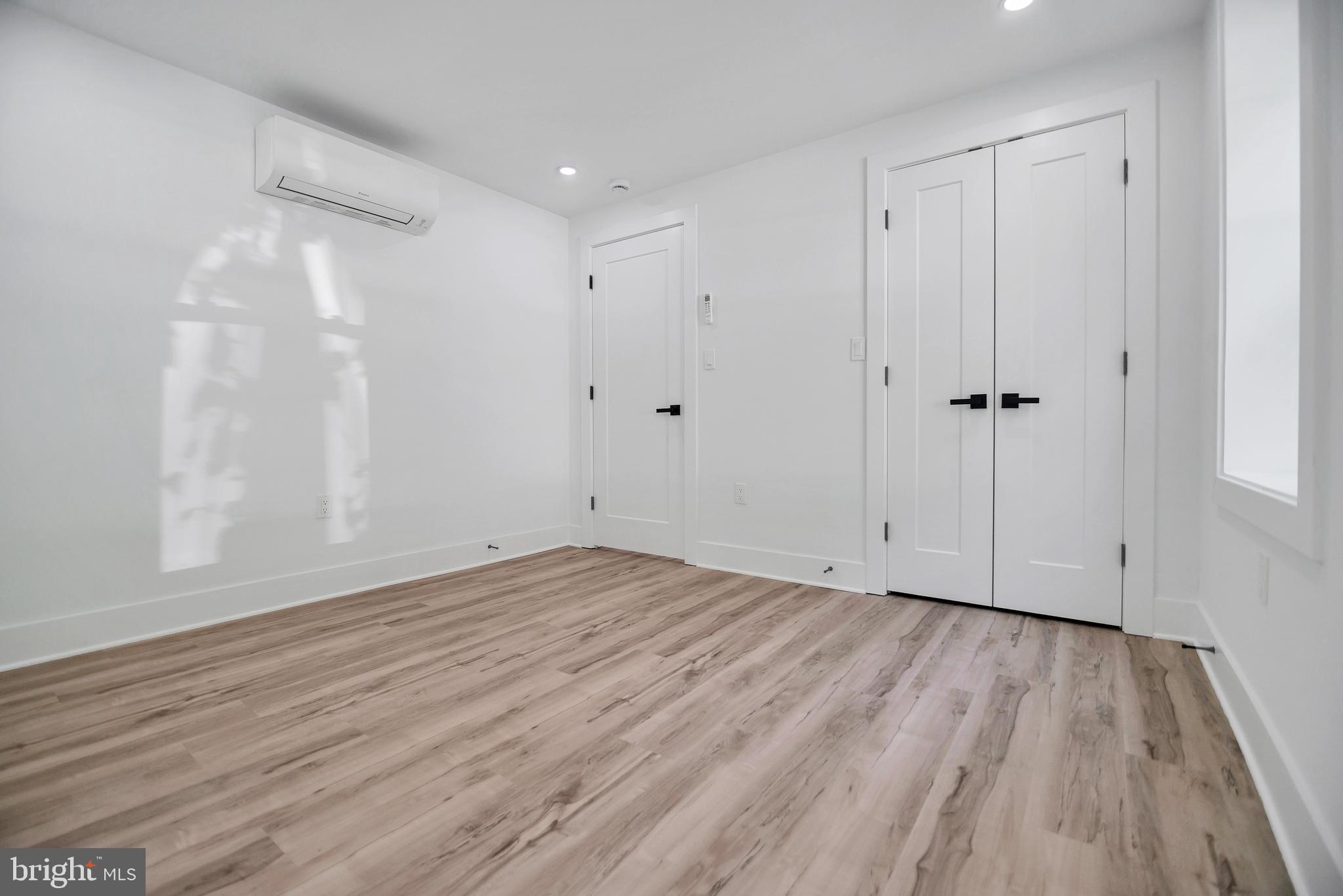 TAKOMA PARK - Residential
