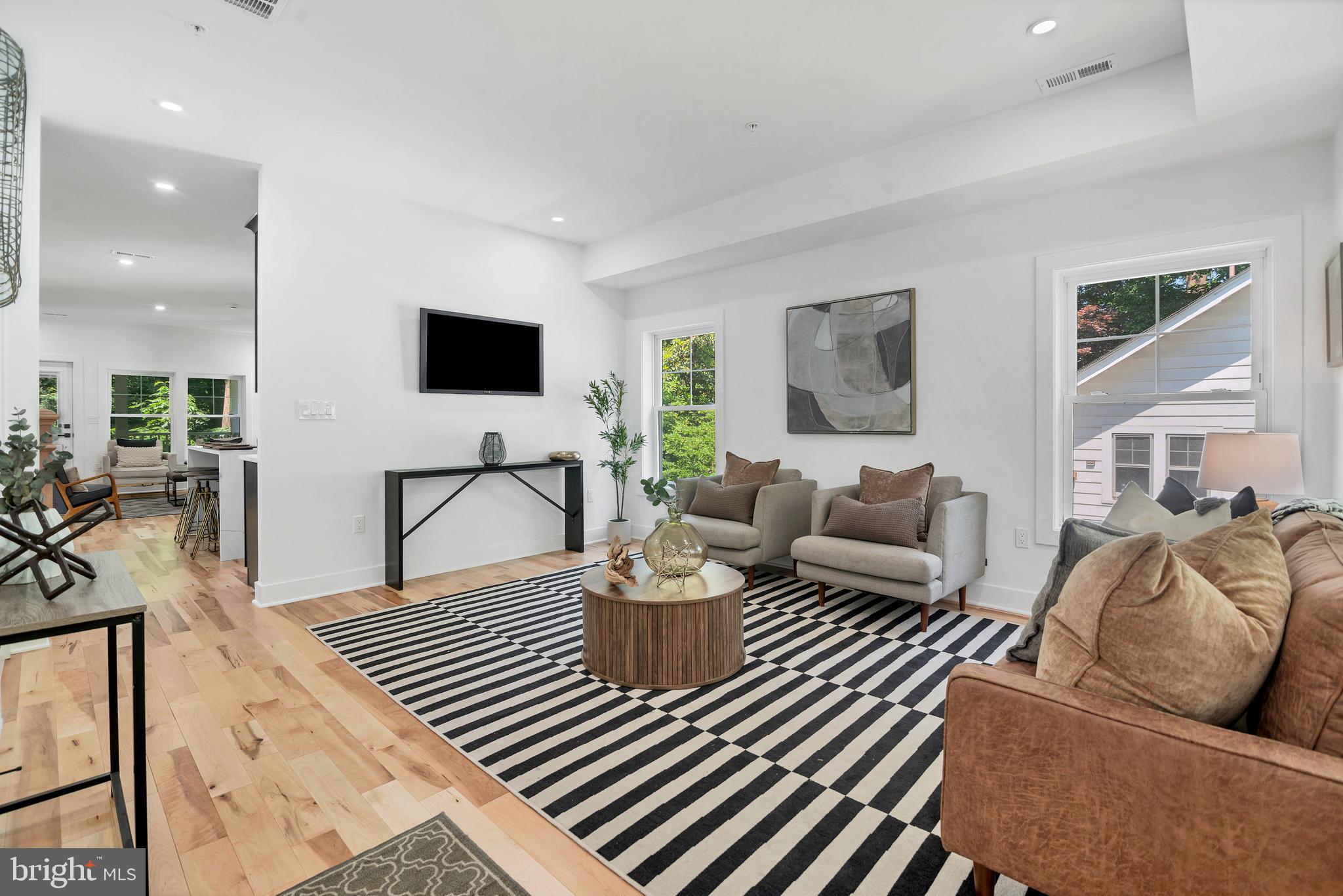 TAKOMA PARK - Residential