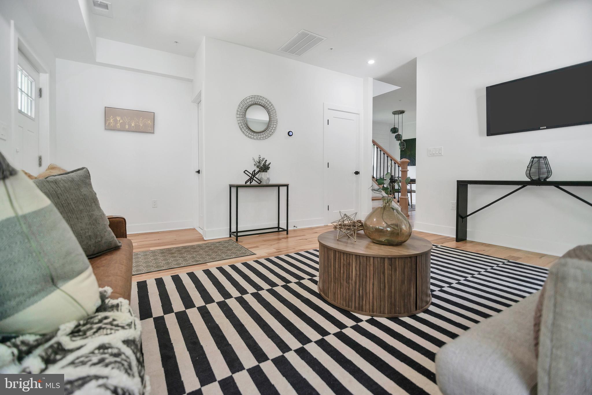 TAKOMA PARK - Residential
