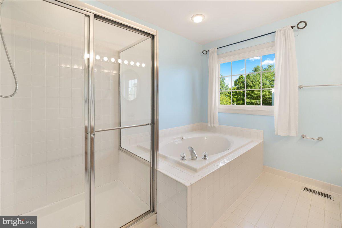 BALLENGER CROSSING - Residential