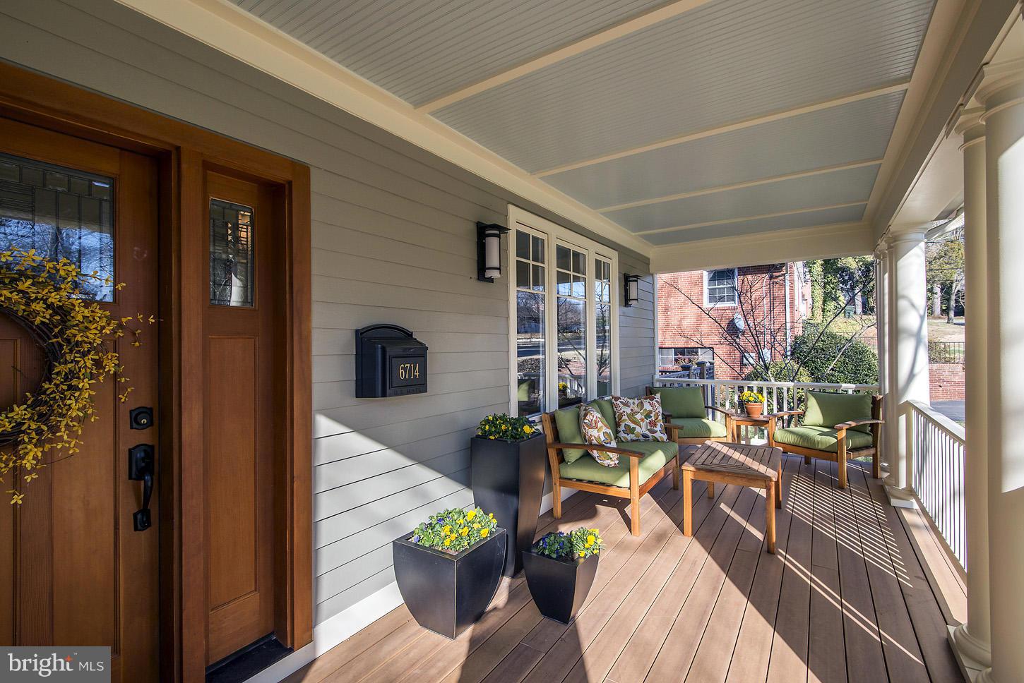 MCLEAN MANOR - Residential